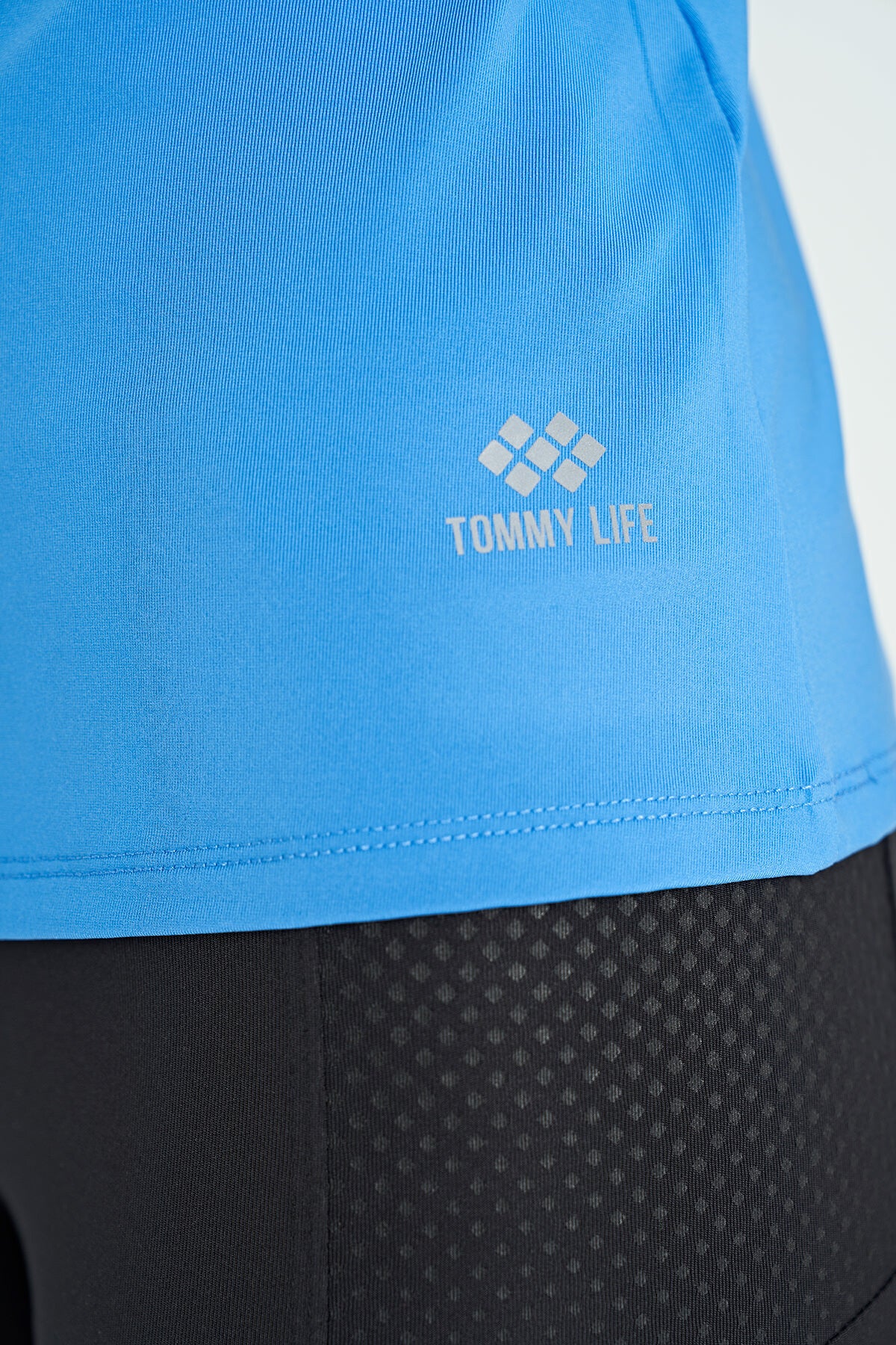 Women's Sports Singlet with Double Strap Back Detailed Standard Fit - 97258