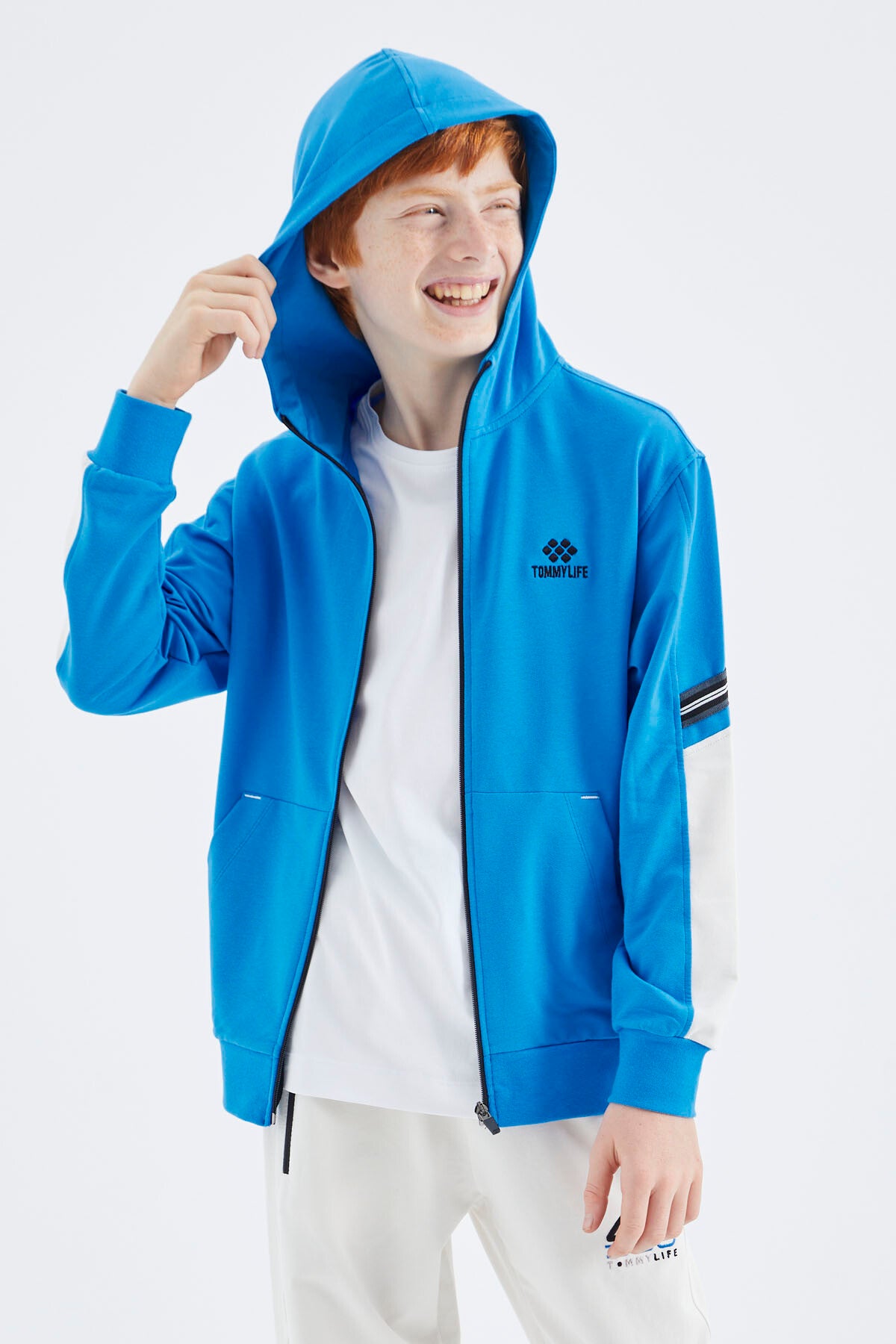 Zippered Boys' Sweatshirt - 11180