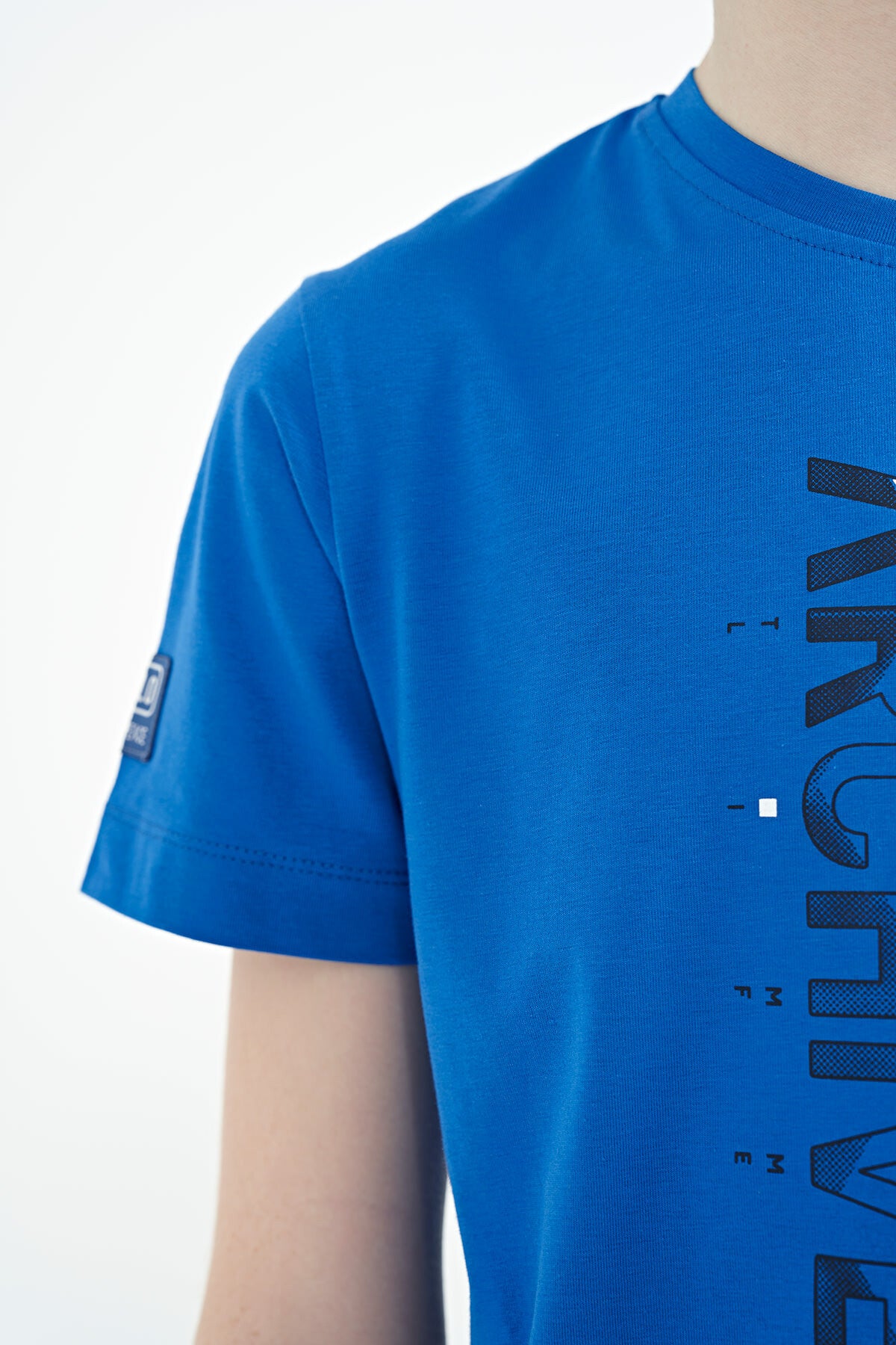 Pre-Wash Detailed O Collar Standard Fit Boys' T-Shirt - 11099