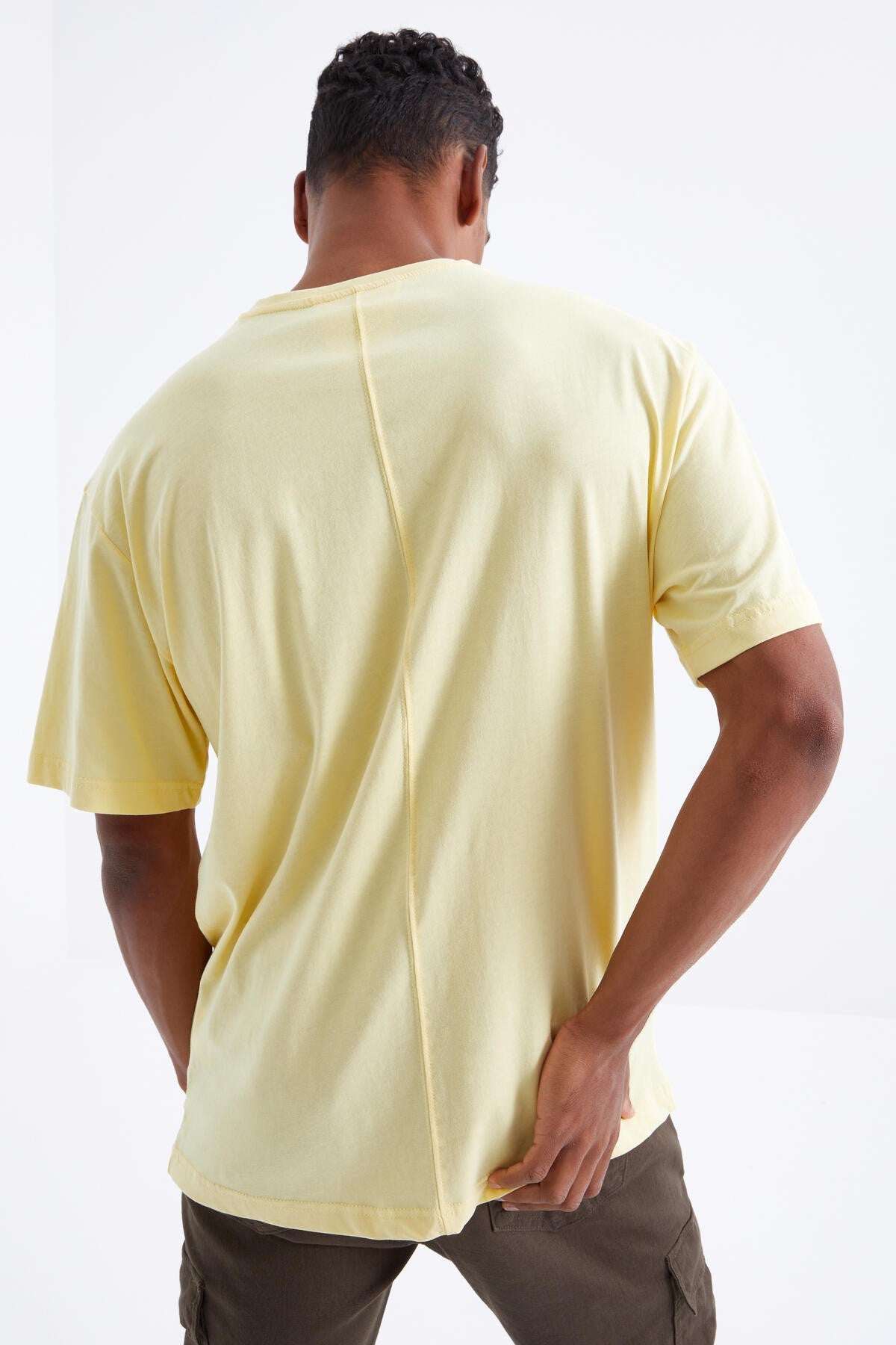 Yellow Air Printed O Collar Men's Oversize T-Shirt - 88097