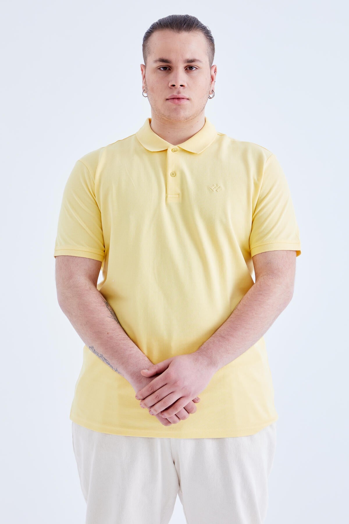 Yellow Basic Logo Standard Fit Knitted Polo Collar Men's T-Shirt - 87748