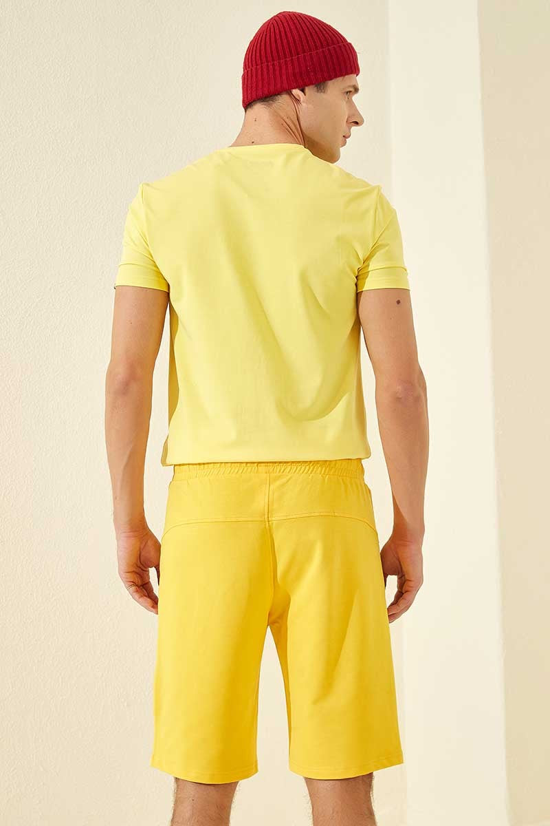 Yellow Zippered Pocket Detailed Standard Fit Men's Shorts - 81141