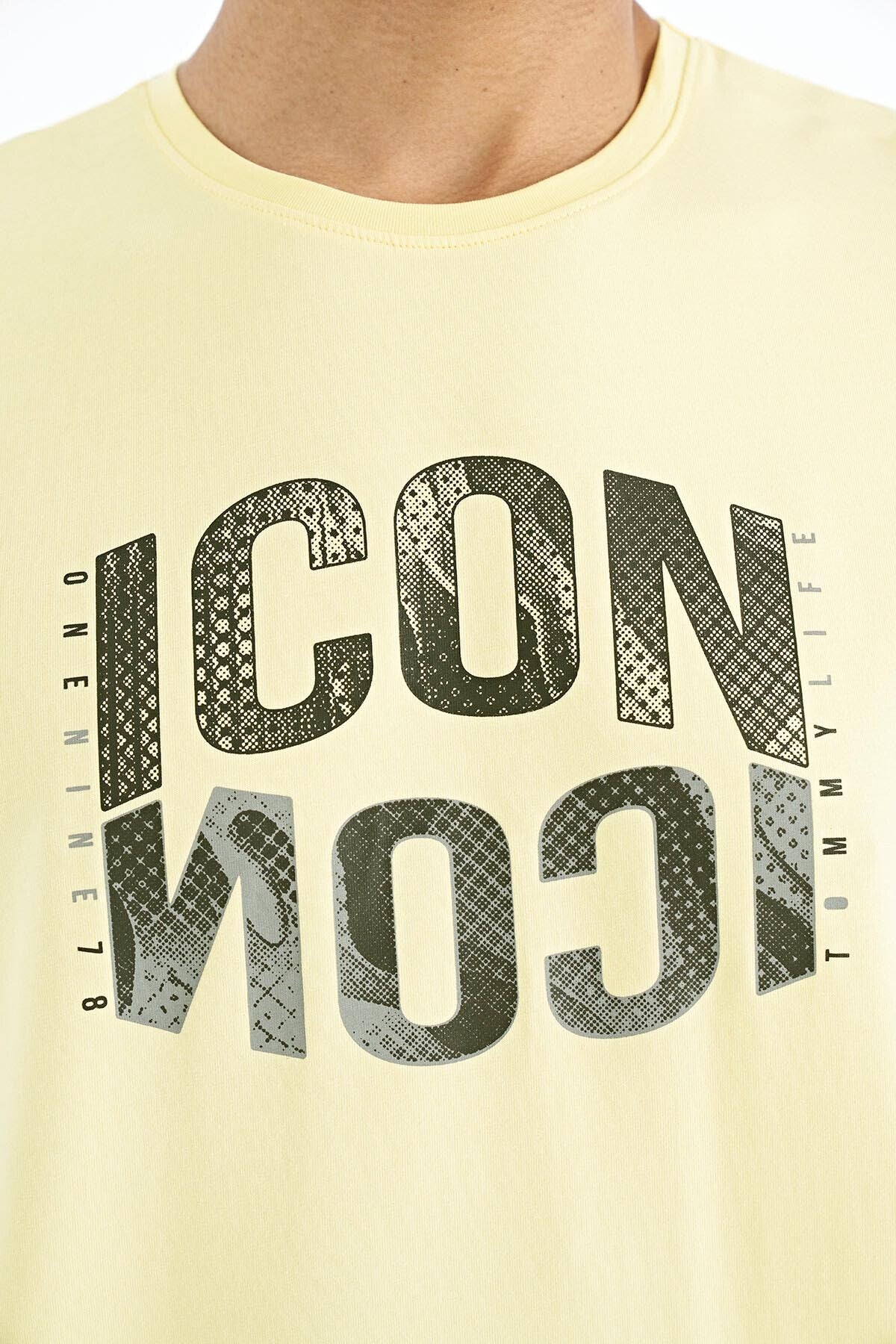Yellow Print O Collar Standard Fit Men's T-Shirt - 88174