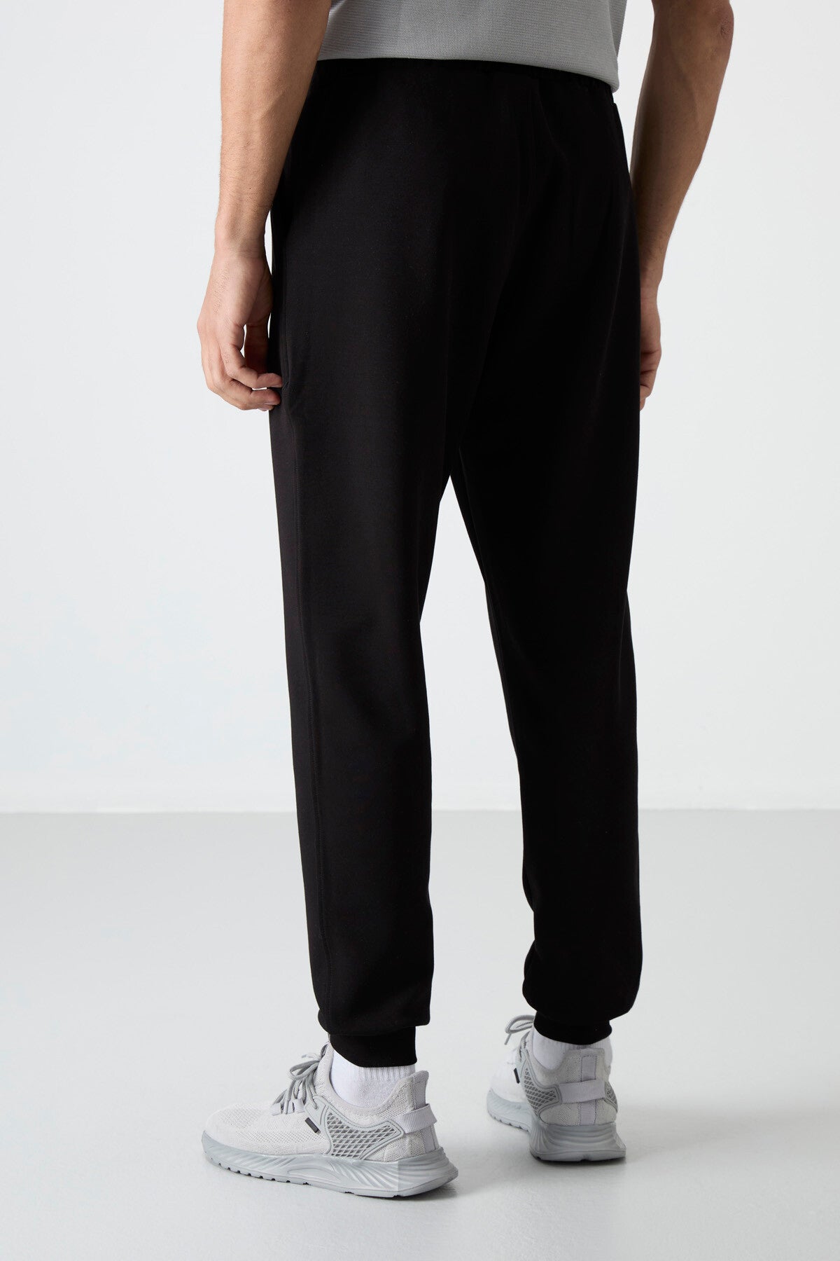 Black Laced Long Leg Men's Tracksuit Bottom - 84999