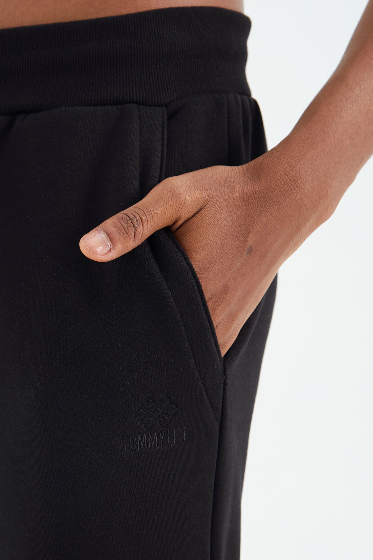 Black Laced Striped Detailed Relax Fit Men's Tracksuit Bottom - 82106