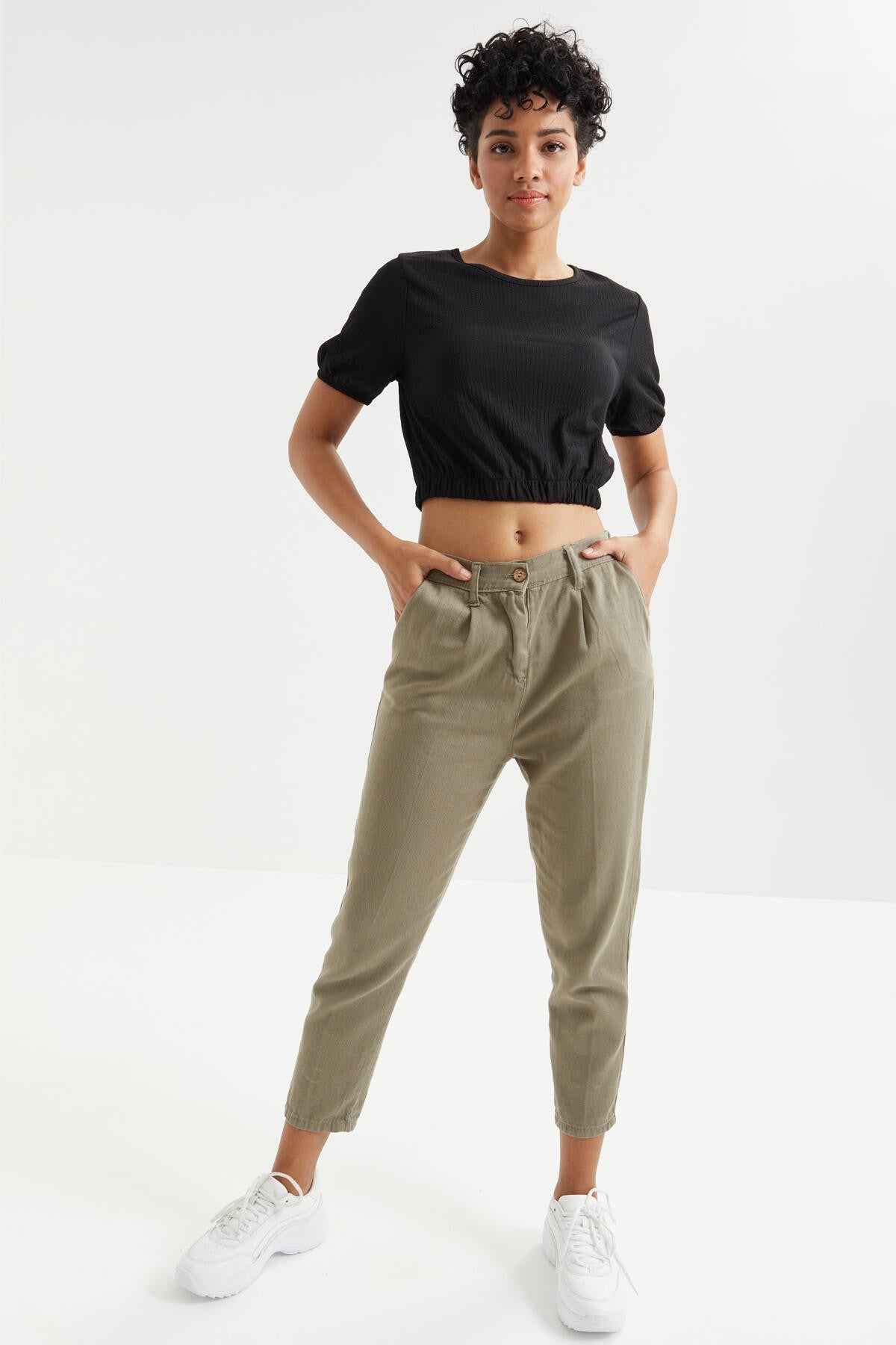 Black Balloon Sleeve O Collar Beli Elastane Crinkle Fabric Women's Crop Top T-Shirt - 97221