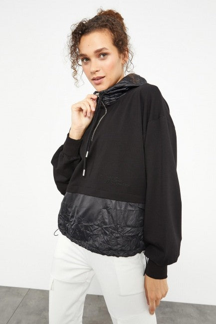 Black Balloon Sleeve Parachute Fabric Detailed Women's Oversize Sweatshirt - 97167
