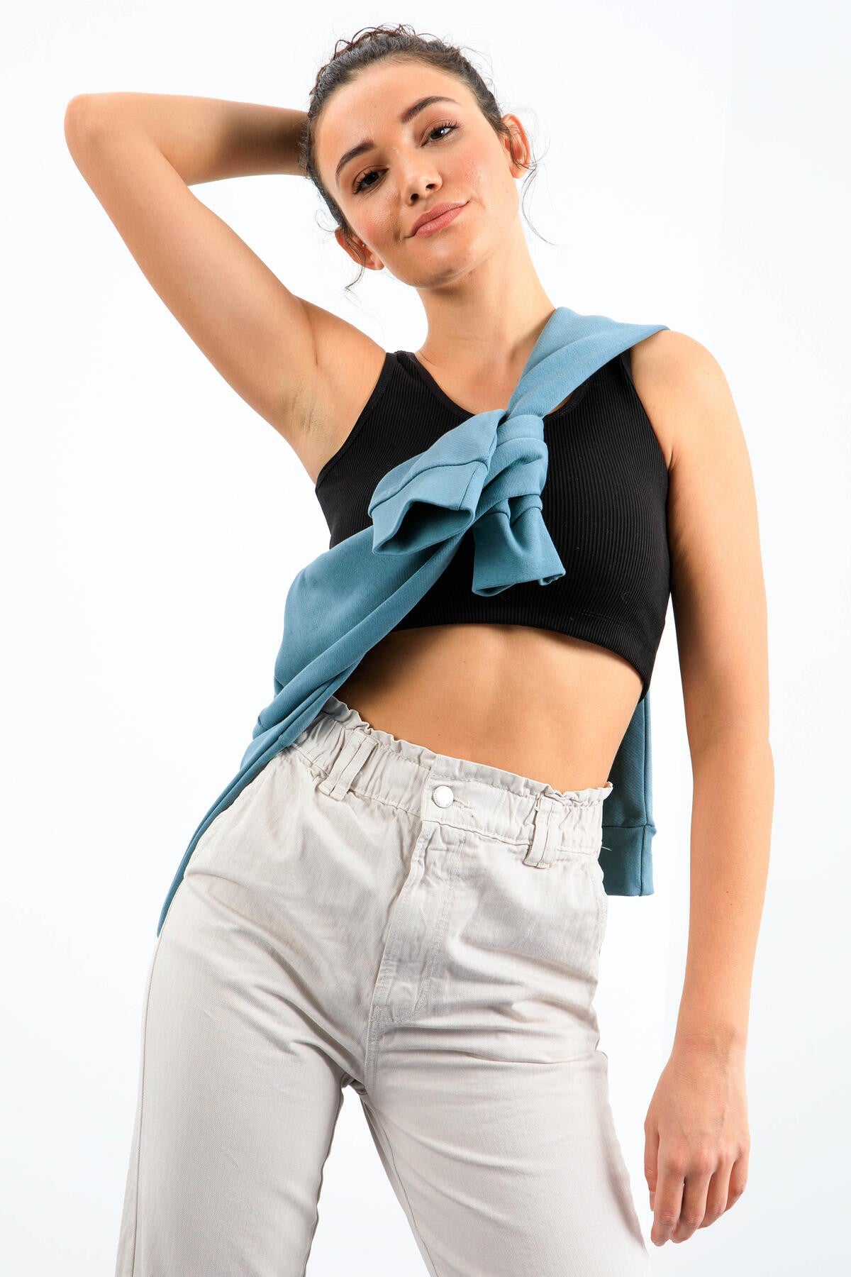 Black Basic Zero Sleeve Slim Fit U Neck Women's Crop Top Singlet - 97160