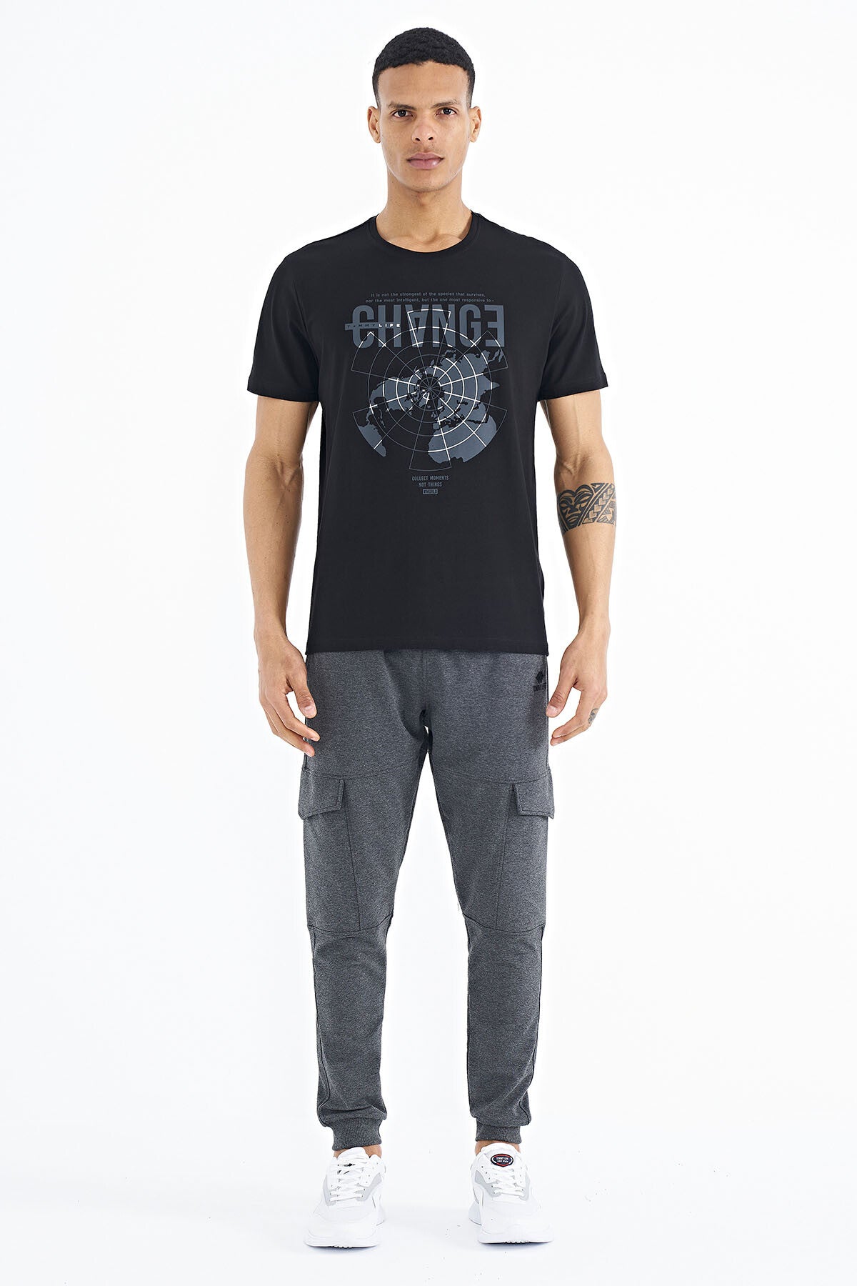 Black Print Detailed O Collar Standard Fit Men's T-Shirt - 88214