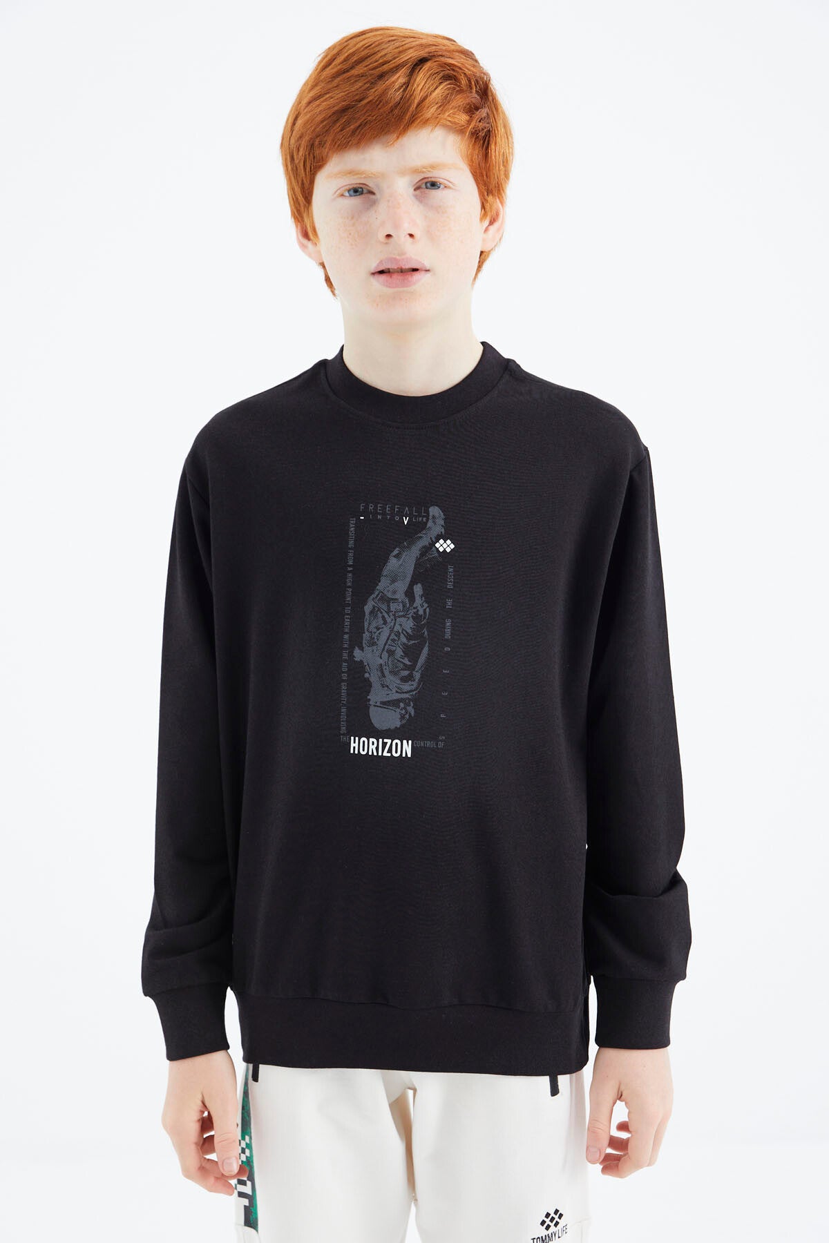 Black Printed Boys' Sweatshirt - 11174