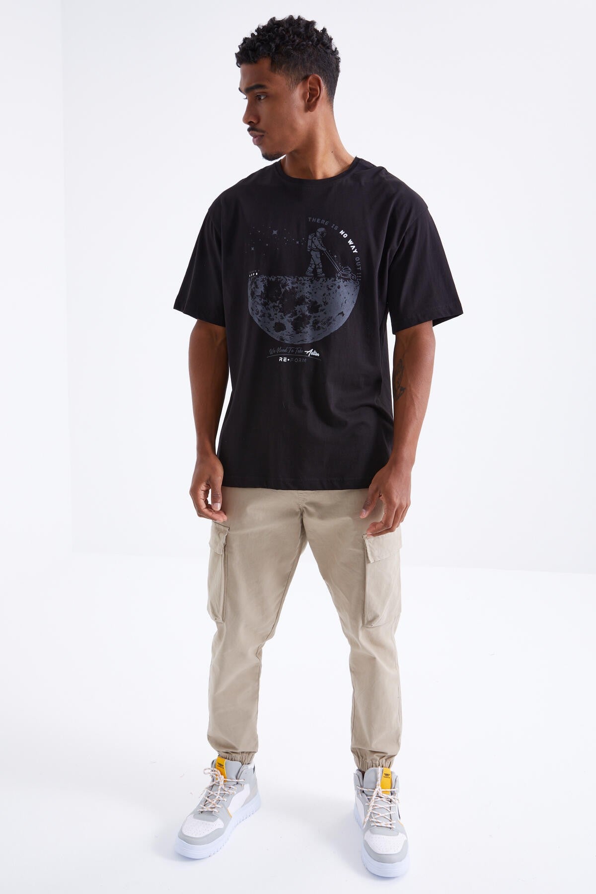 Black Printed O Collar Men's Oversize T-Shirt - 88098