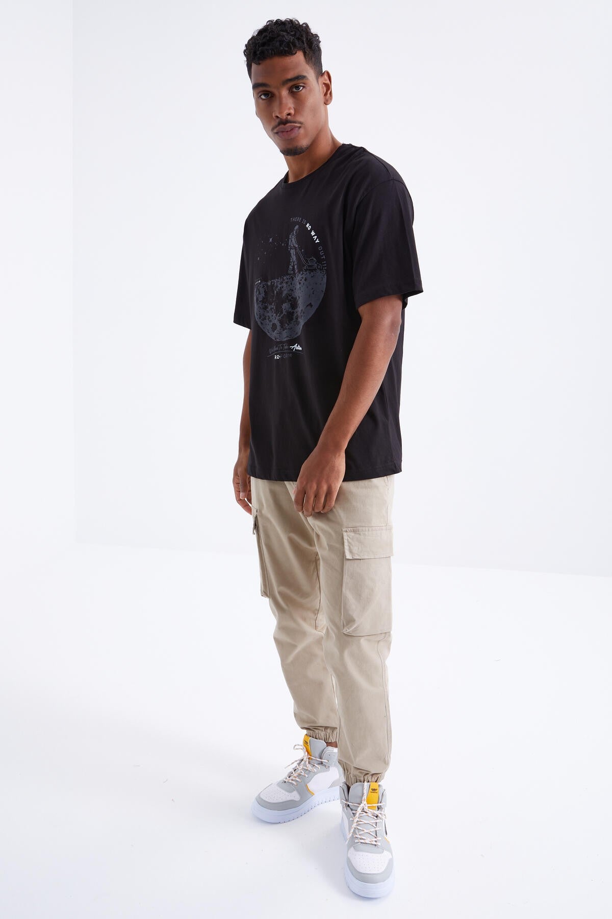 Black Printed O Collar Men's Oversize T-Shirt - 88098