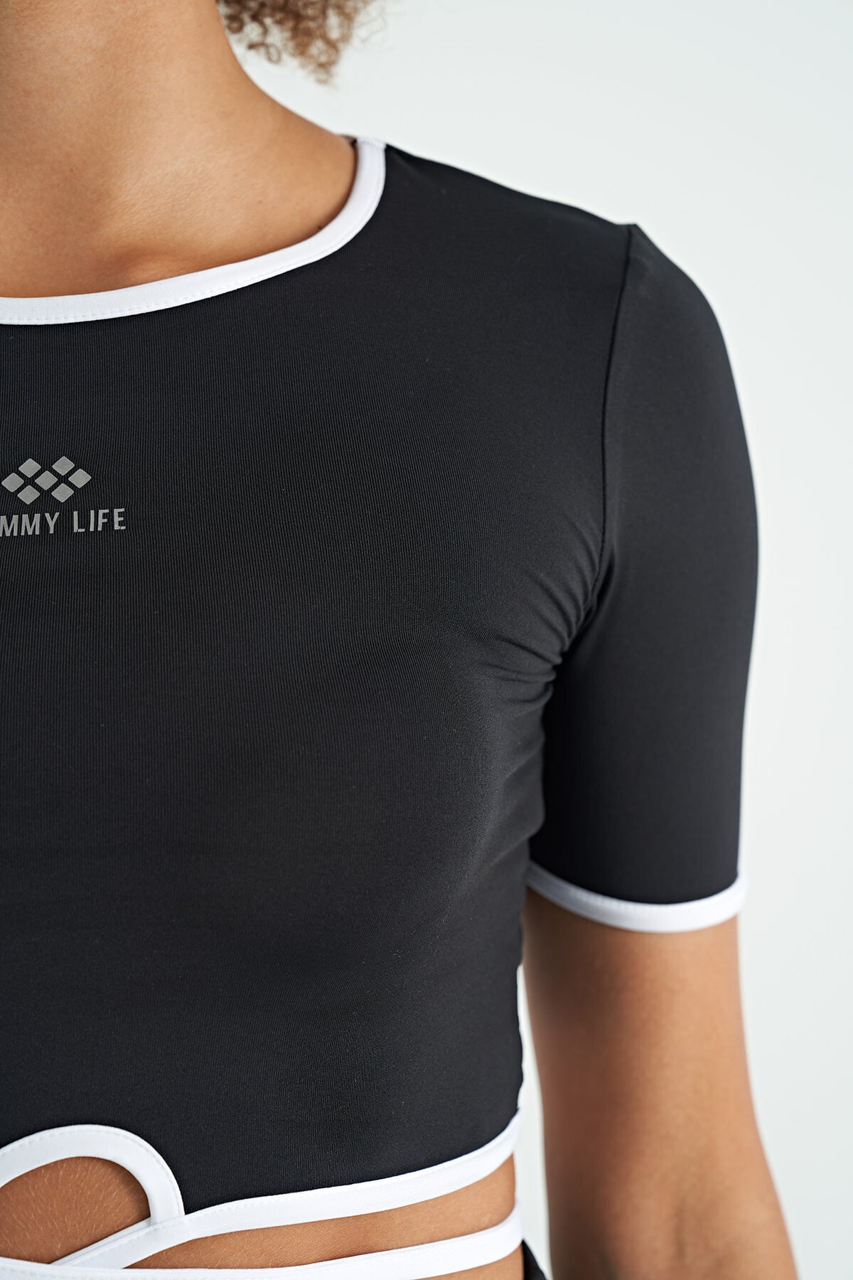 Black Waist Tie Detailed O Collar Standard Cut Diver Fabric Women's Crop T-Shirt - 97266