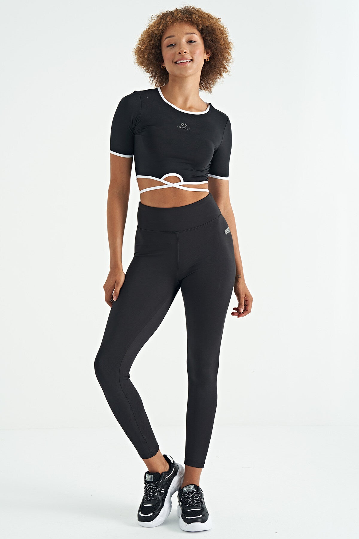 Black Waist Tie Detailed O Collar Standard Cut Diver Fabric Women's Crop T-Shirt - 97266