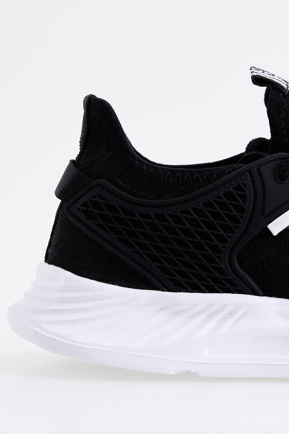 Black - White Laced Detailed High Sole Men's Sports Shoes - 89100