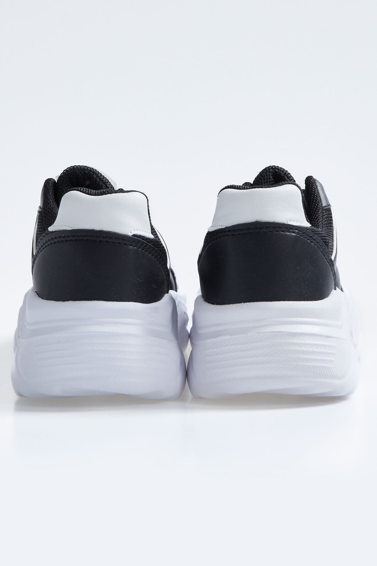 Black - White Laced High Sole File Detailed Women's Sports Shoes - 89201