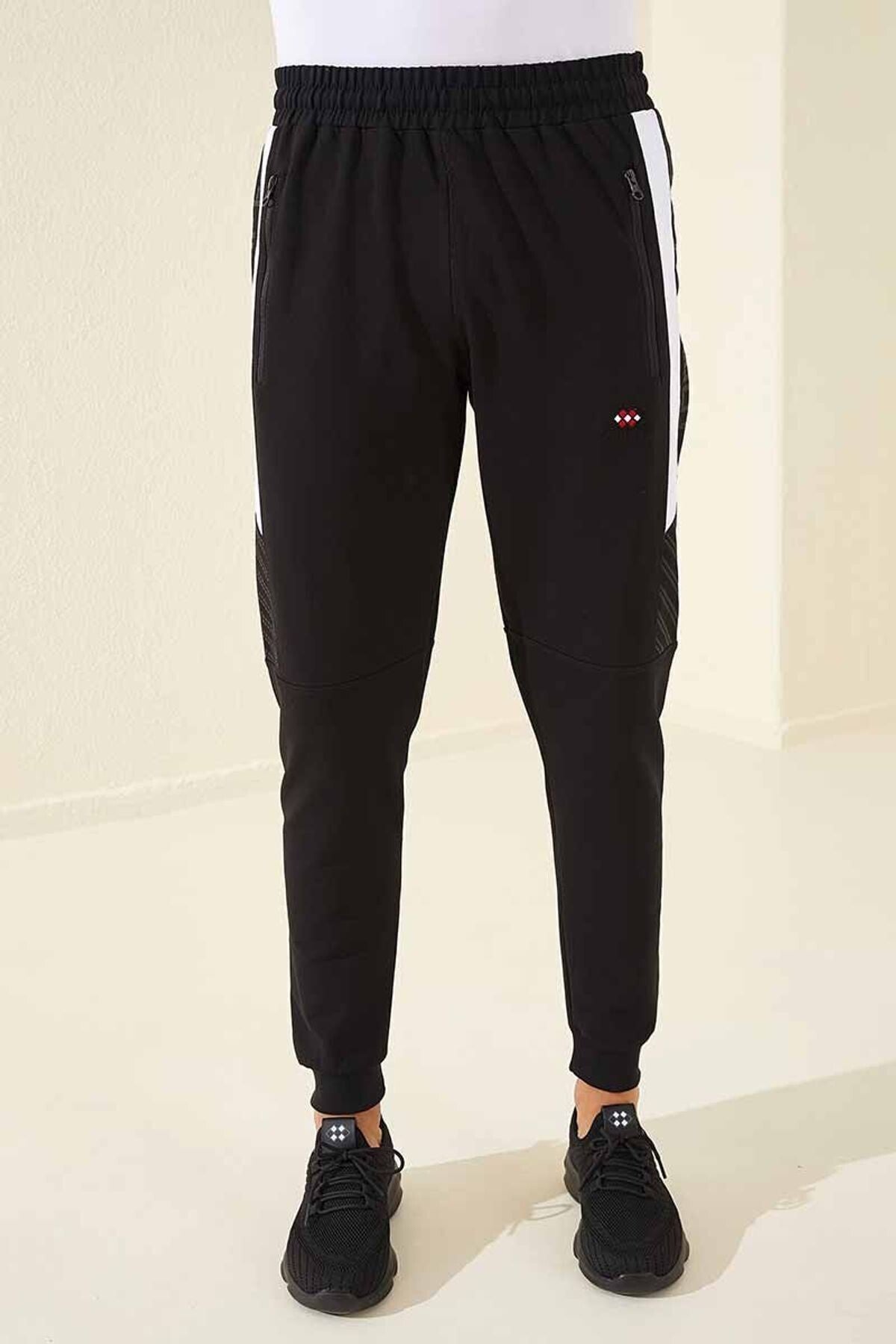 Black - White Printed Standard Fit Zip Pocket Jogger Men's Tracksuit Bottom - 84761