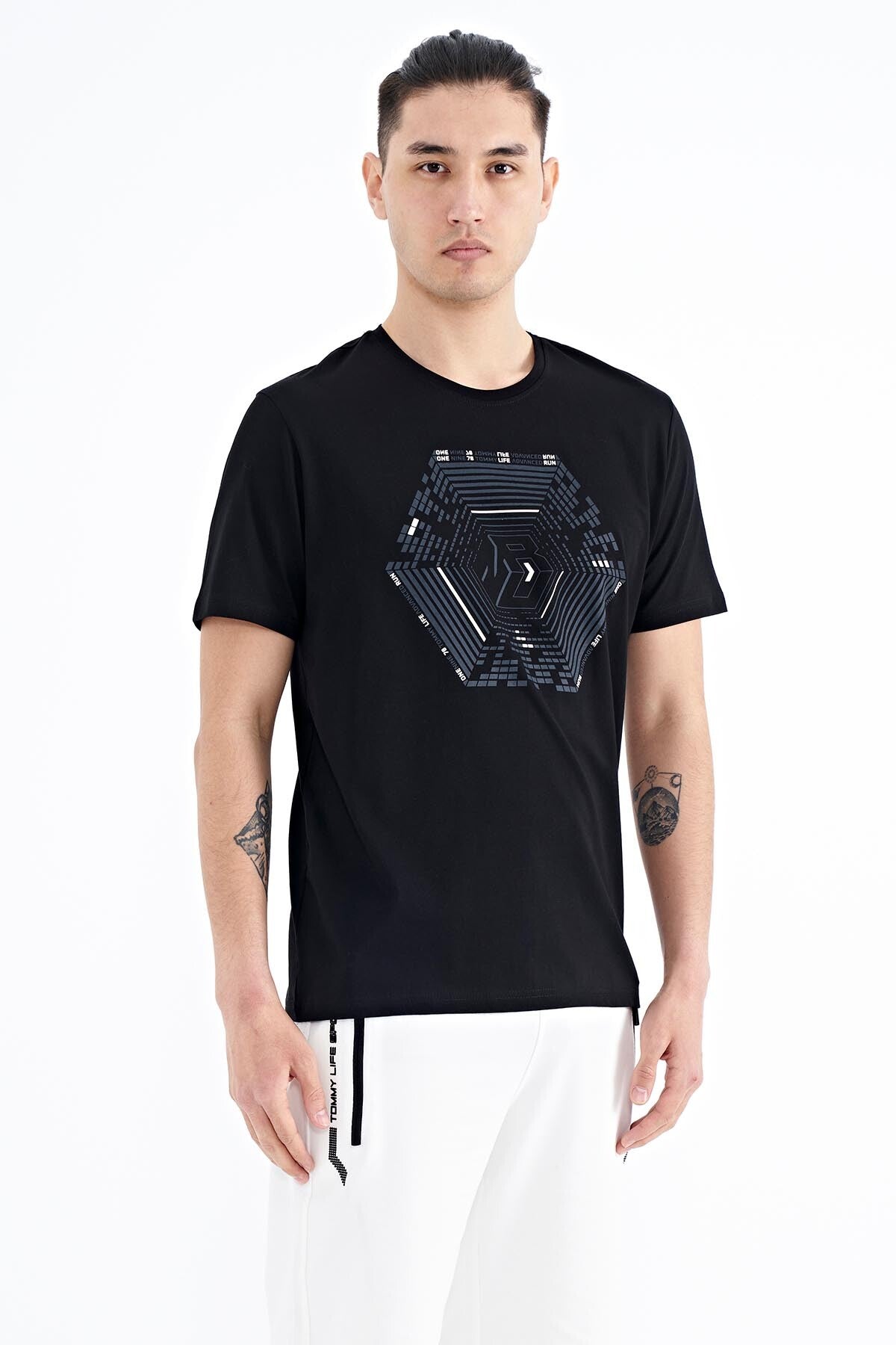 Black Pattern Printed Standard Fit Men's T-shirt - 88231