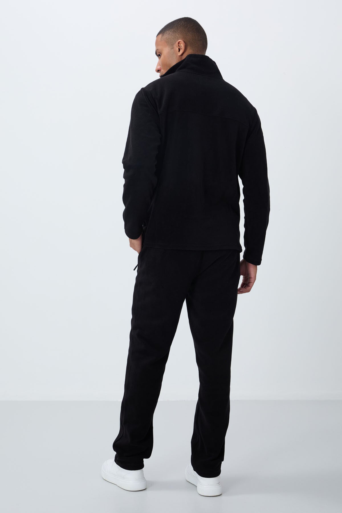 Black Straight Collar Basic Zippered Pocket Standard Fit Men's Polar Tracksuit Set - 85193
