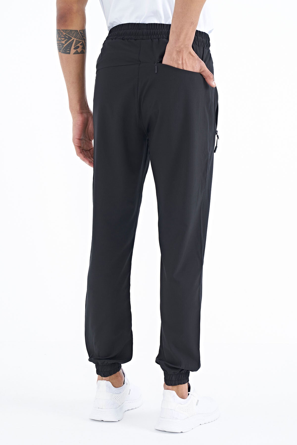 Black Men's Basic Pocketed Laced Comfortable Elastic Cuff Tracksuit Bottom - 84826
