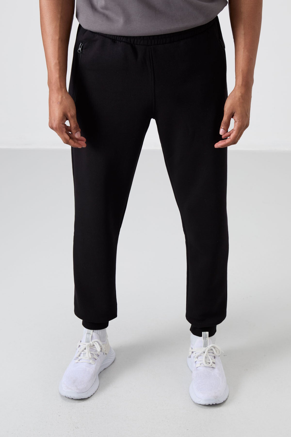 Cesar Black Striped Piped Men's Tracksuit Bottom - 84929