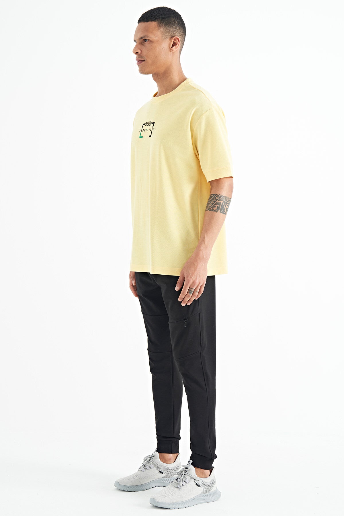 Black Hidden Pocket Detailed Standard Fit Men's Jogger Tracksuit Bottom - 84958