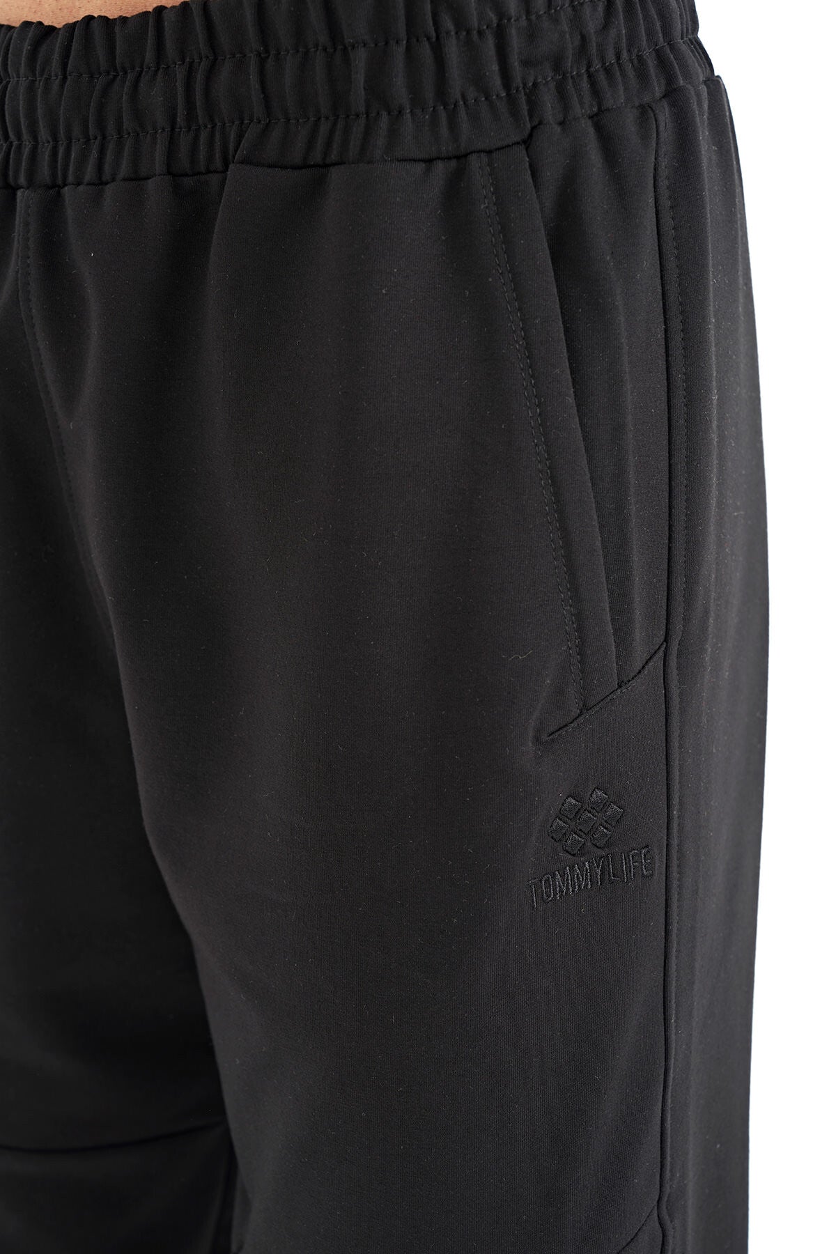Black Hidden Pocket Detailed Standard Fit Men's Jogger Tracksuit Bottom - 84958