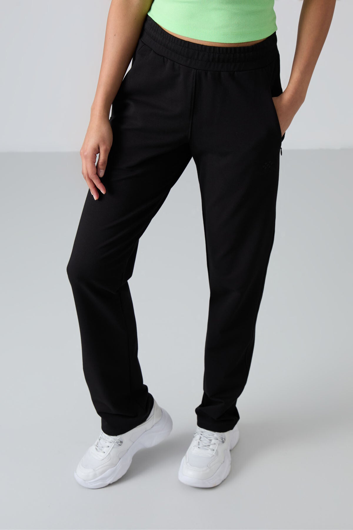 Black Hidden Zipper Pocket Comfort Fit Classic Hem Women's Tracksuit Bottom - 94148