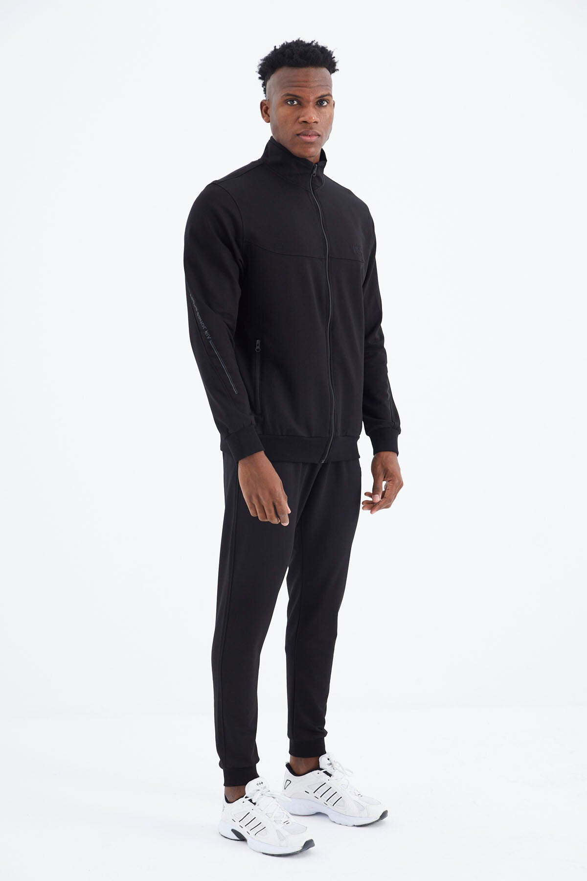Igor Black Standard Mold Tracksuit Set - 85229