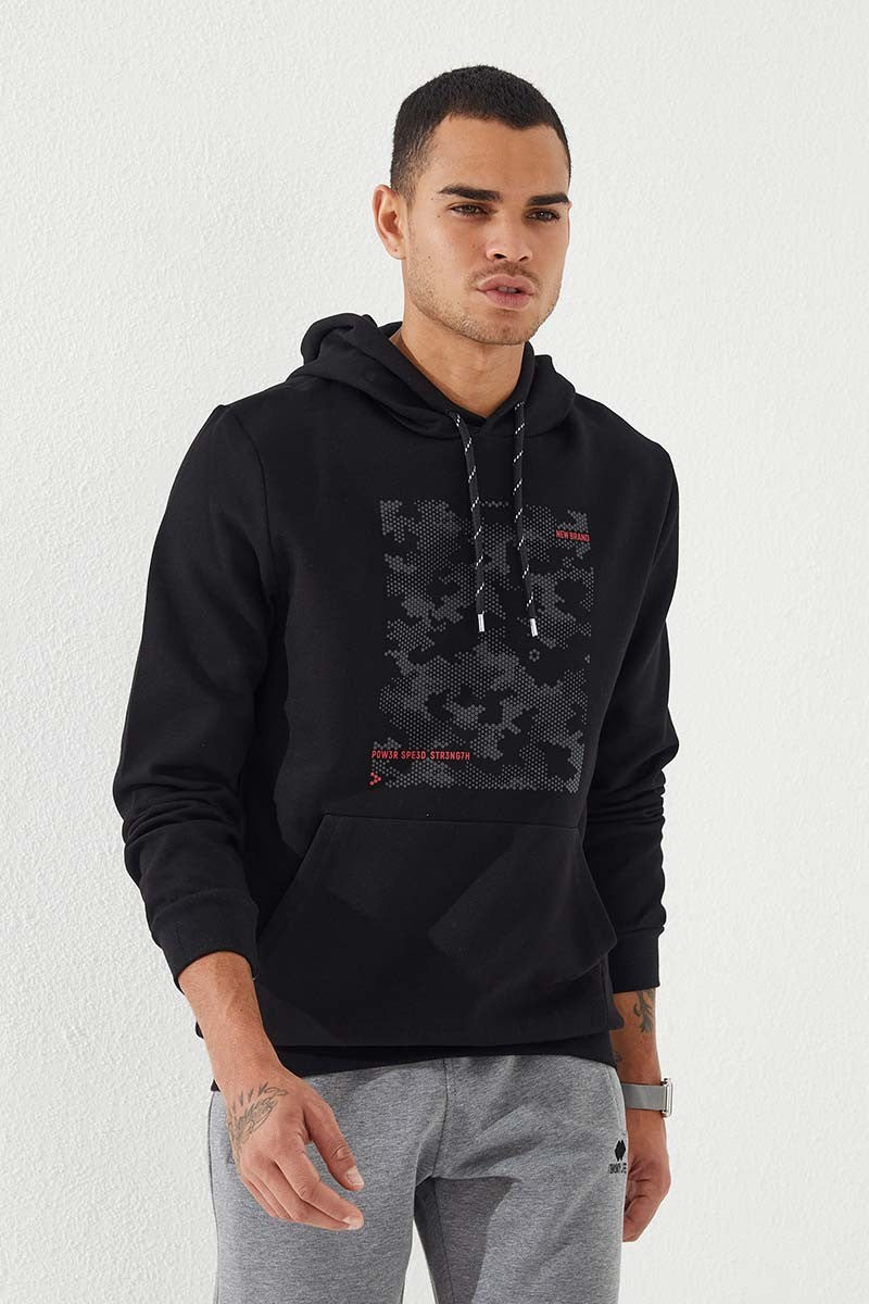 Black Camouflage Pattern Printed Standard Fit Men's Hooded Sweatshirt - 87884