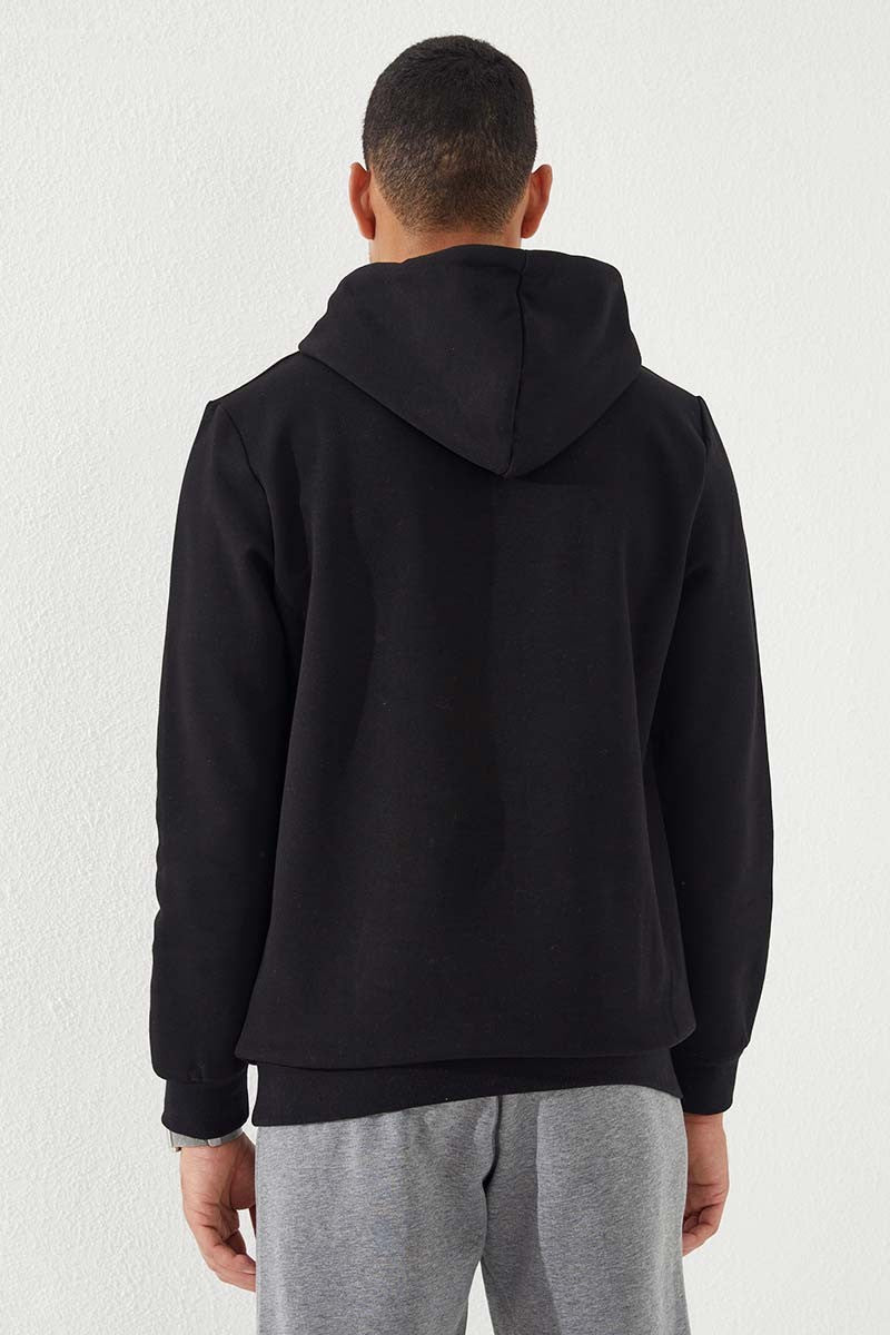 Black Camouflage Pattern Printed Standard Fit Men's Hooded Sweatshirt - 87884