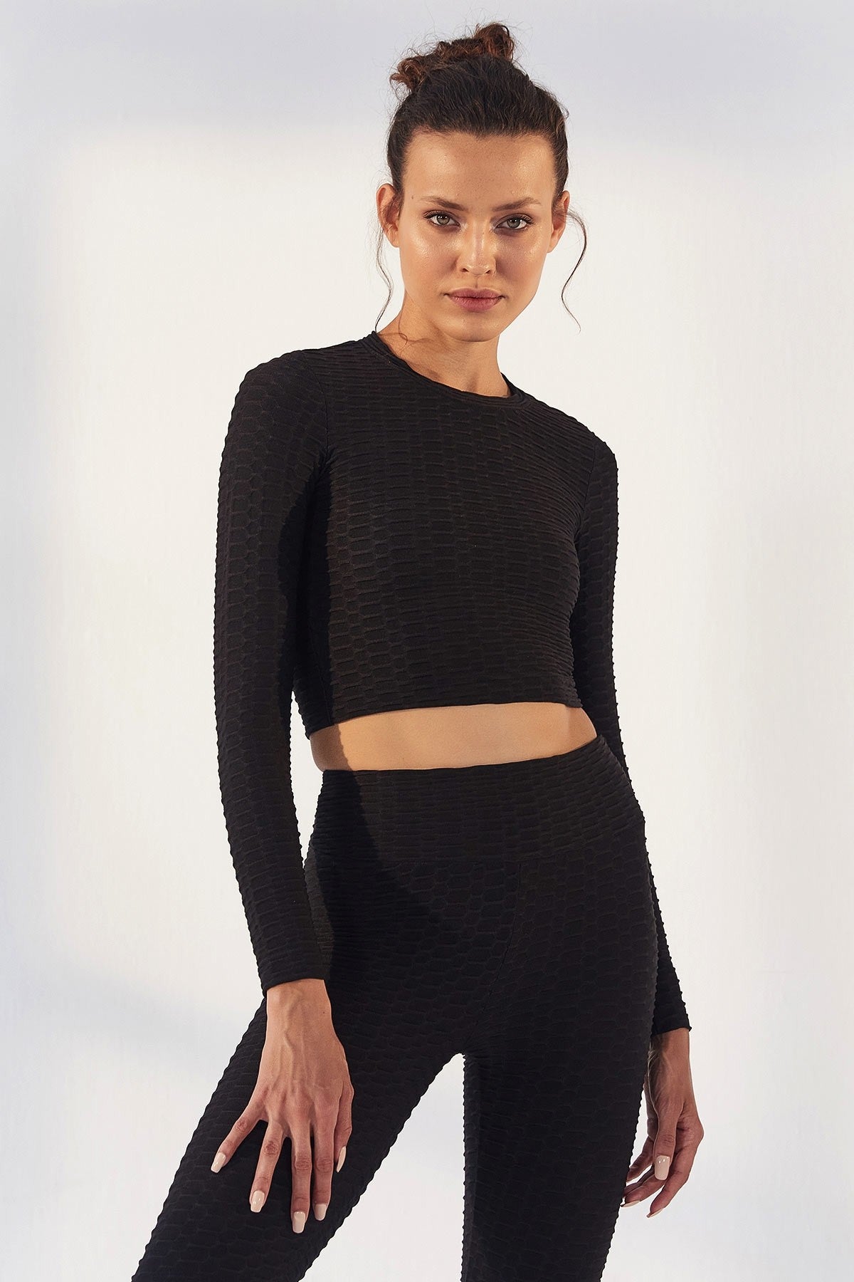 Black Self-Patterned O Collar Long Sleeve Women's Crop Top T-Shirt - 97153