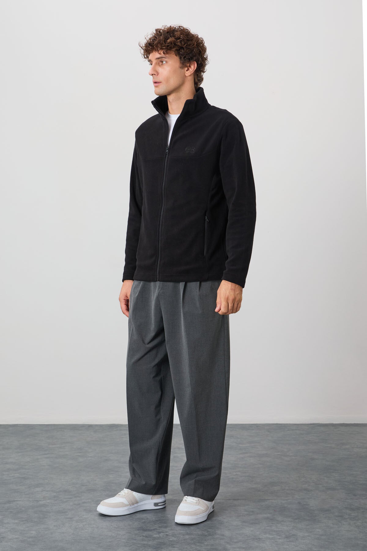 Hardy Black Standard Mold Polar Men's Sweatshirt - 88299