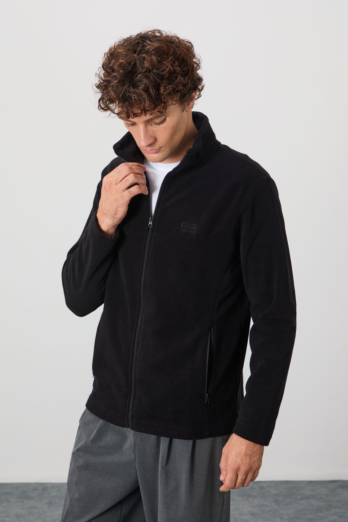 Hardy Black Standard Mold Polar Men's Sweatshirt - 88299
