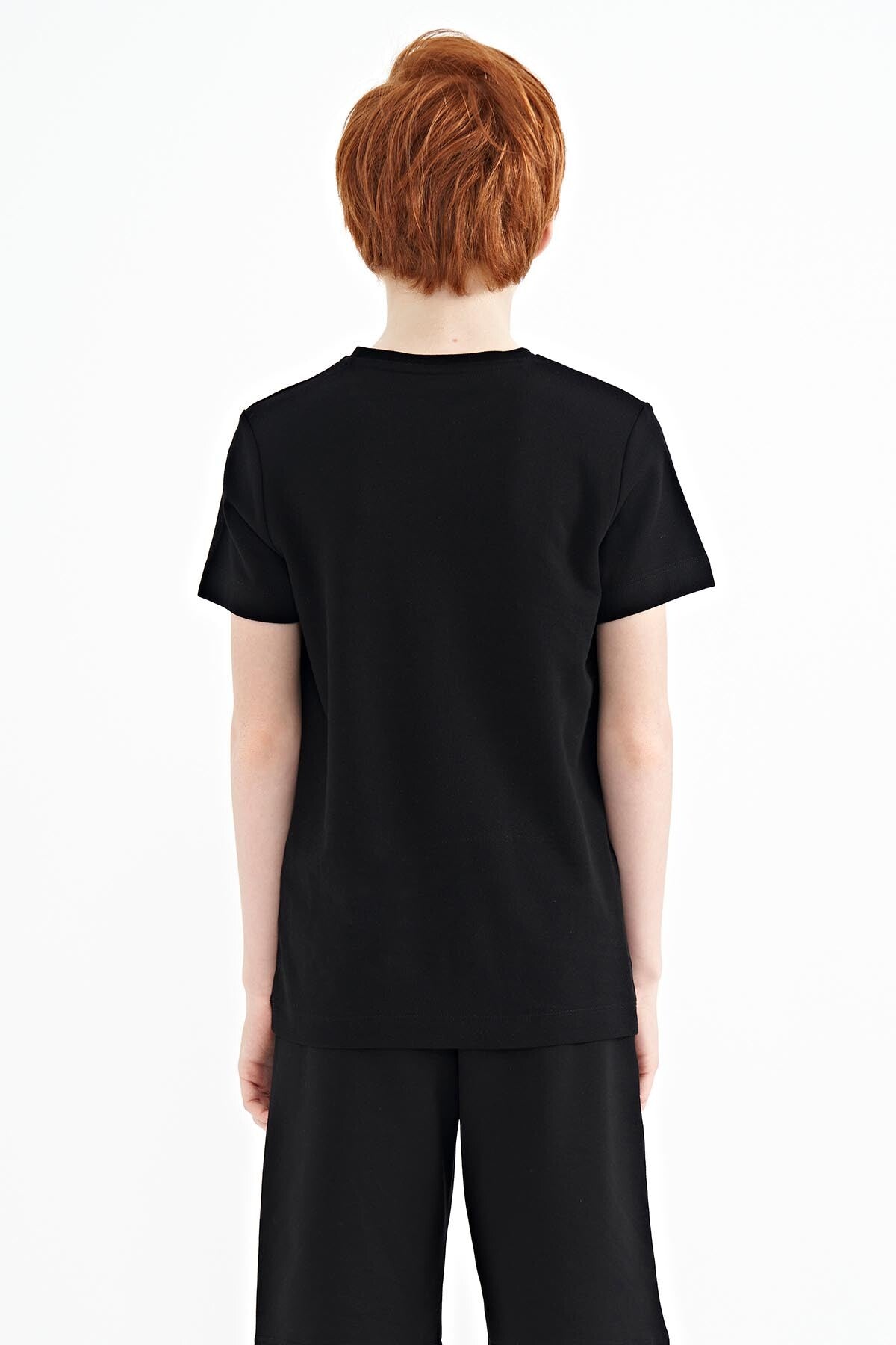 Black Embroidered Detailed O Collar Standard Cut Boys T-Shirt - 11115