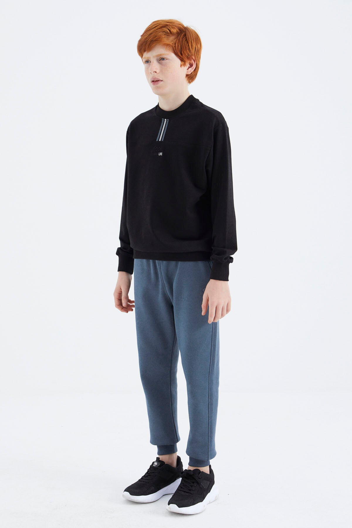 Black O Collar Boys' Sweatshirt - 11178