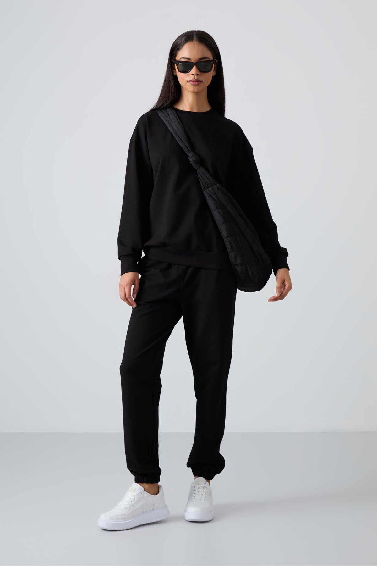Black Basic Cotton O Neck Oversize Elastic Cuff Women's Tracksuit Set - 95287