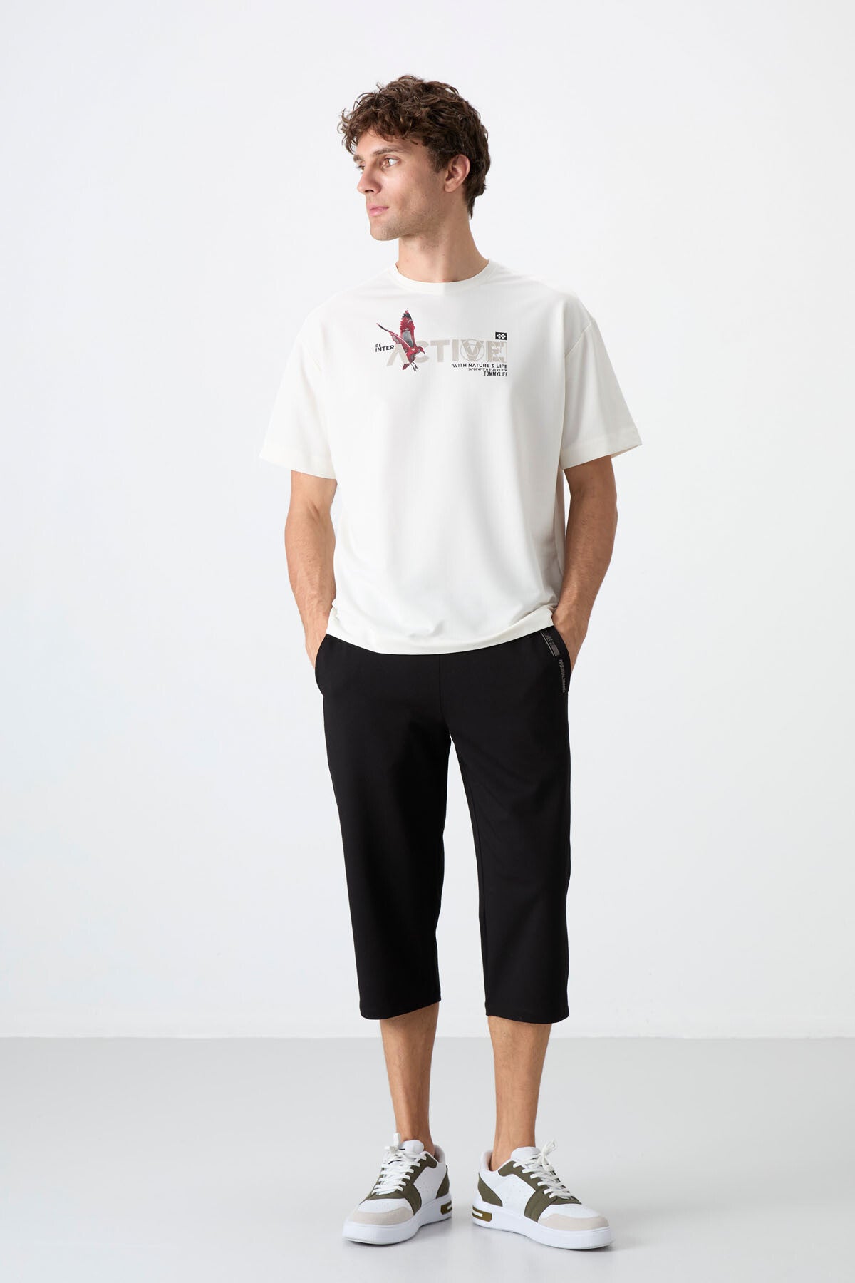 Black Front Pocket Detailed Standard Fit Classic Hem Men's Capri - 83092