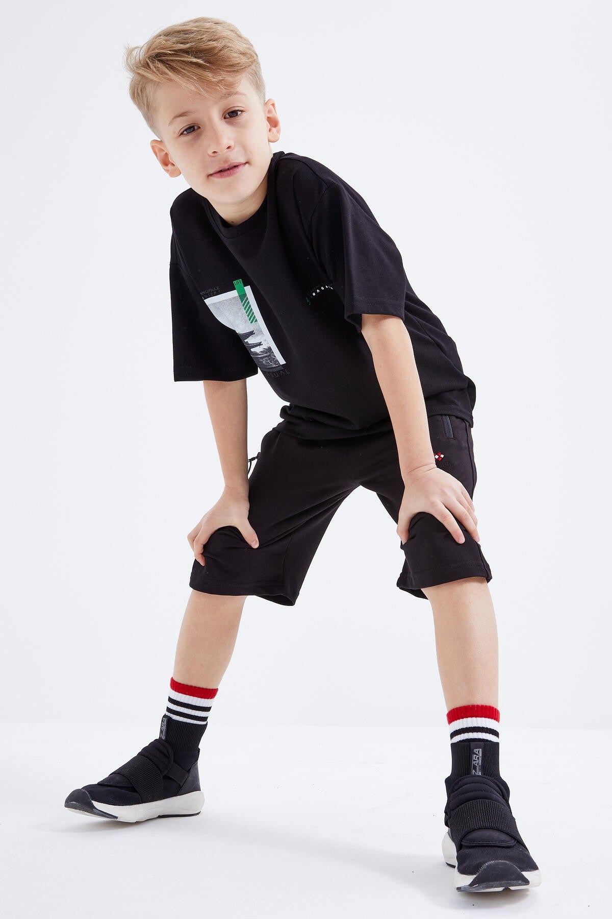 Black Oversize Printed Short Sleeve O Collar Boys T-Shirt - 10925