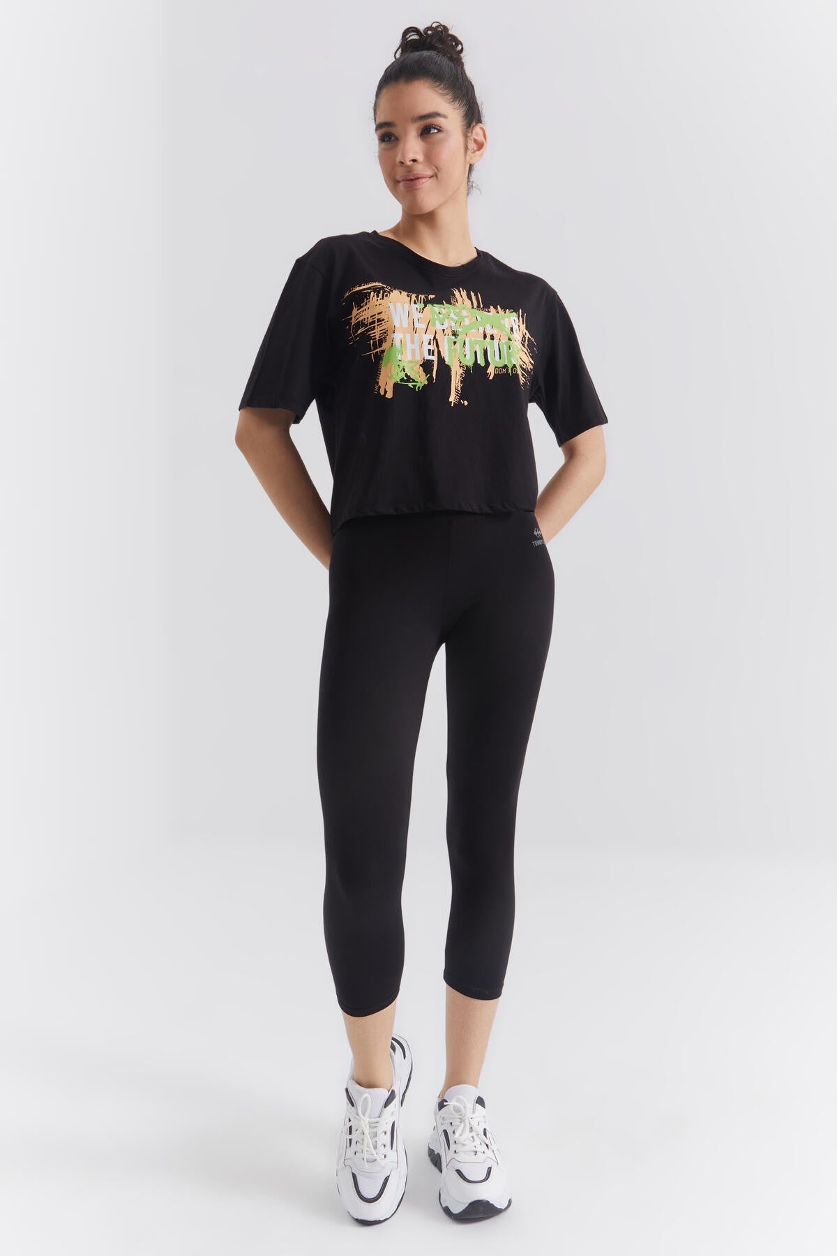 Black Color Printed Letter O Collar Women's Oversize T-Shirt - 97212