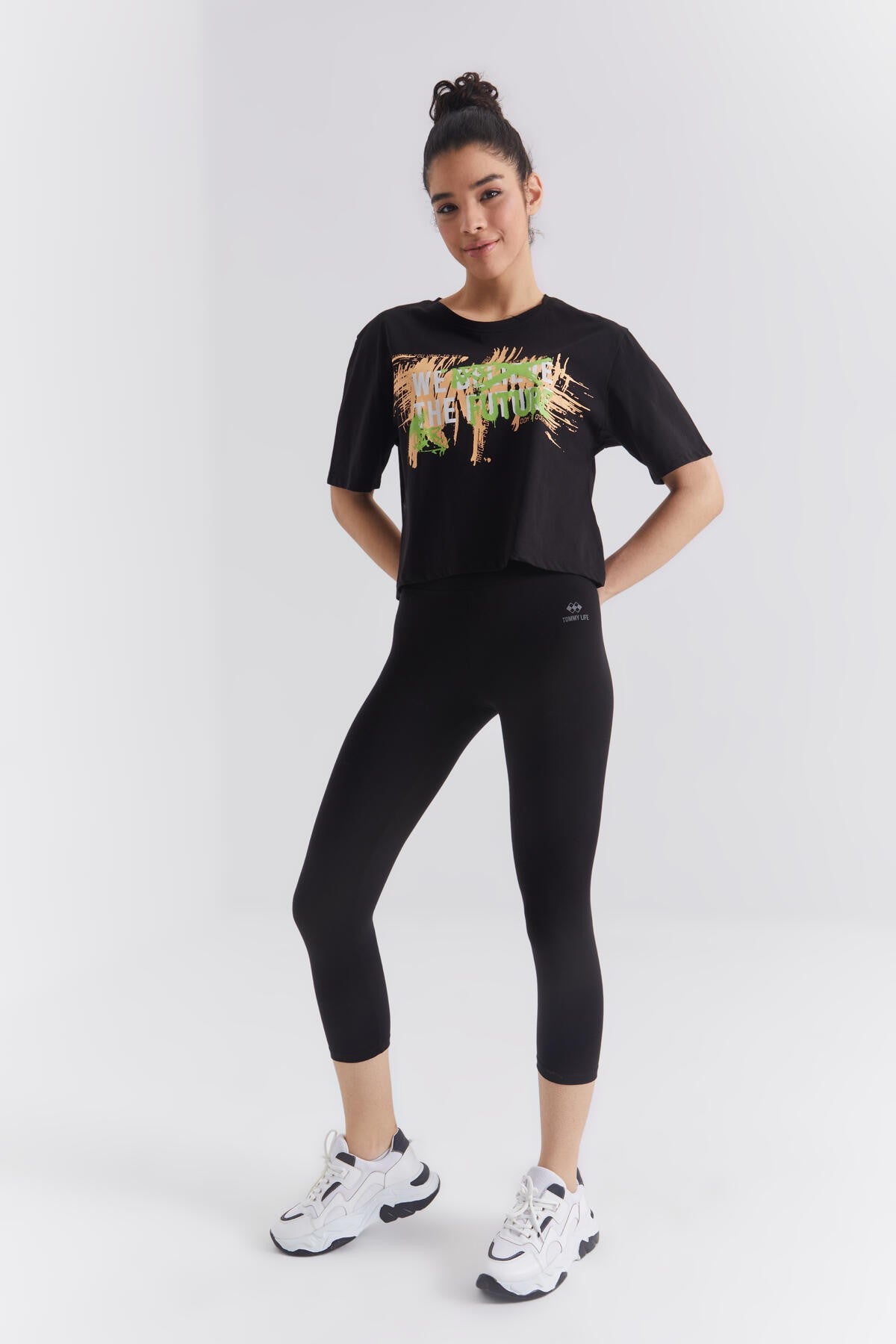 Black Color Printed Letter O Collar Women's Oversize T-Shirt - 97212