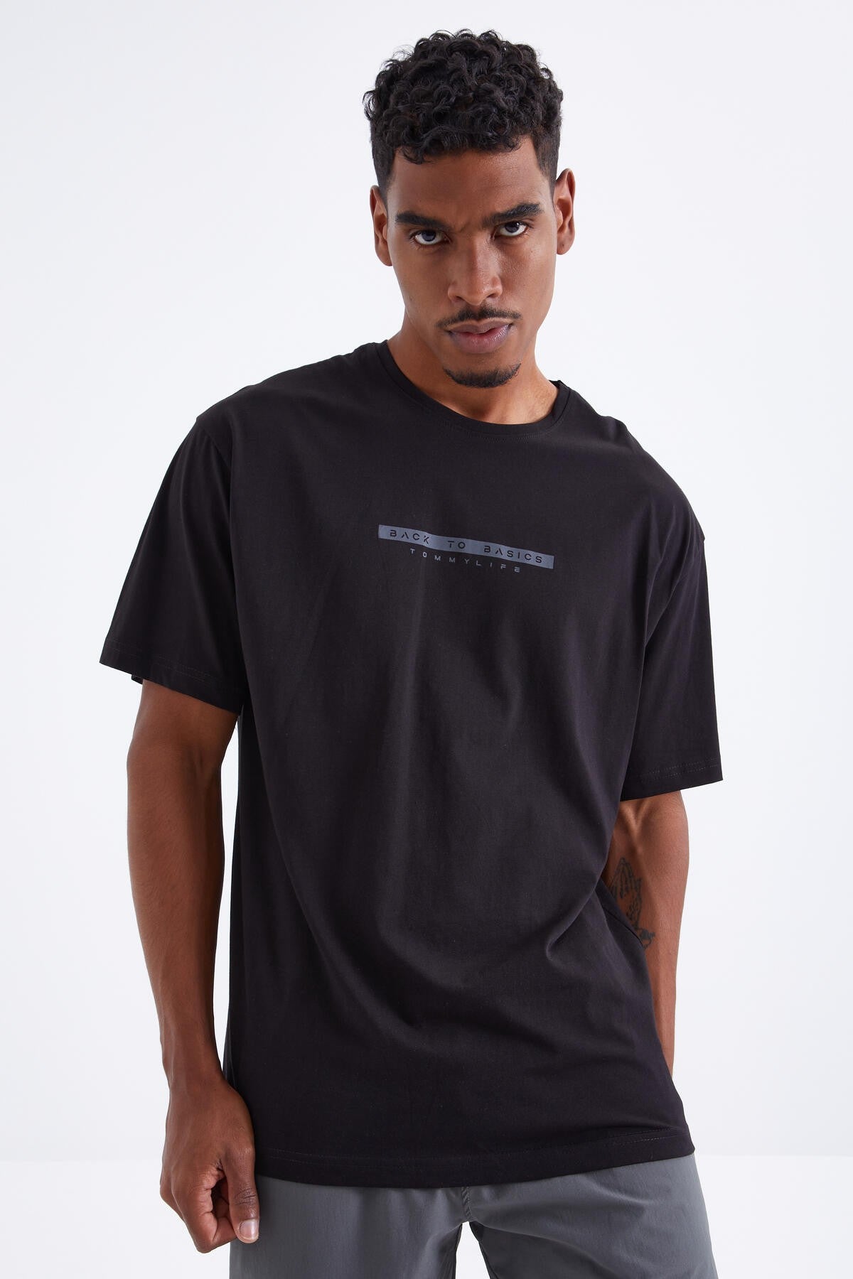 Black Back Print O Collar Men's Oversize T-Shirt - 88100