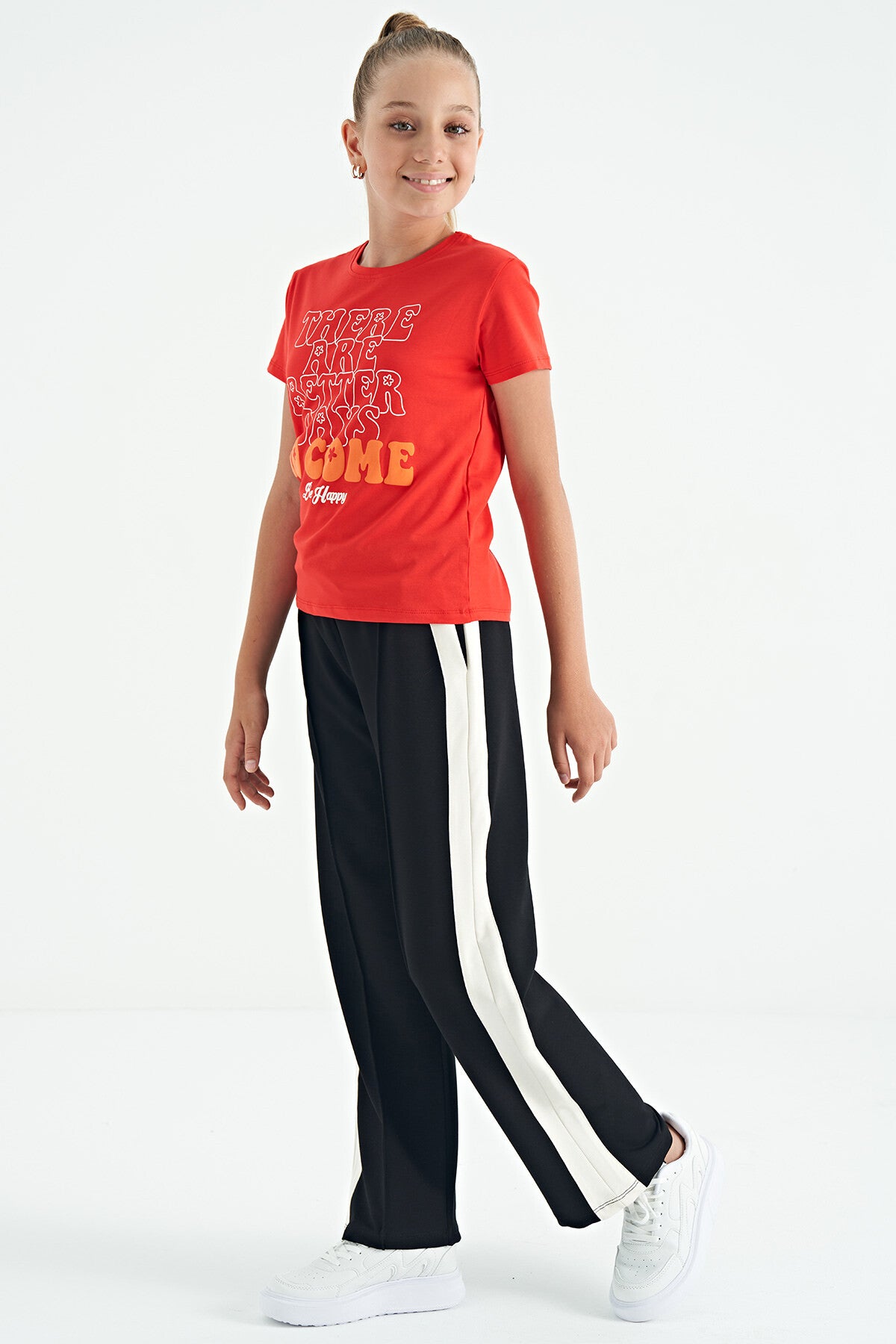 Black Side Striped Detailed Laced Relax Fit Wide Leg Girls' Tracksuit Bottom - 75119