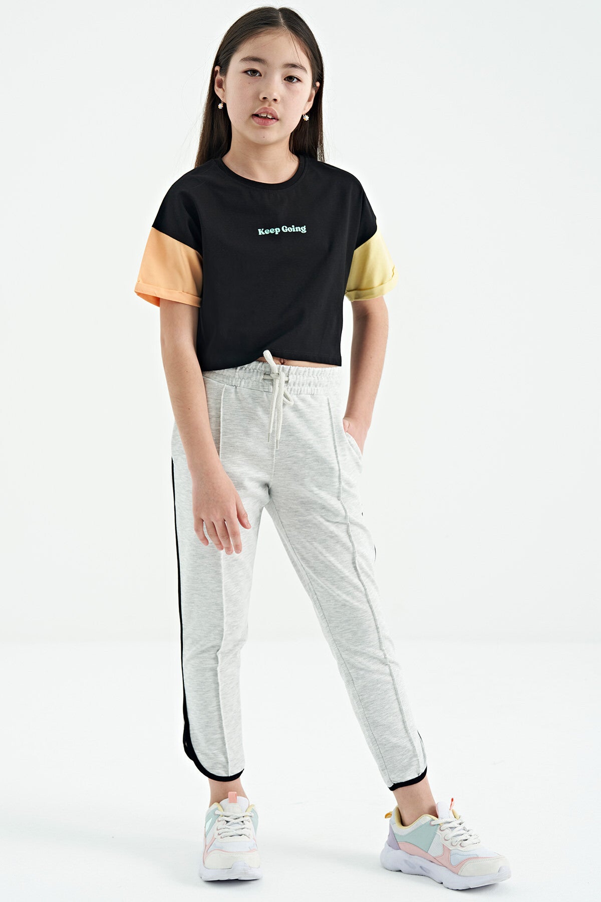 Black Print O Collar Low Shoulder Oversize Girls T-Shirt - 75130