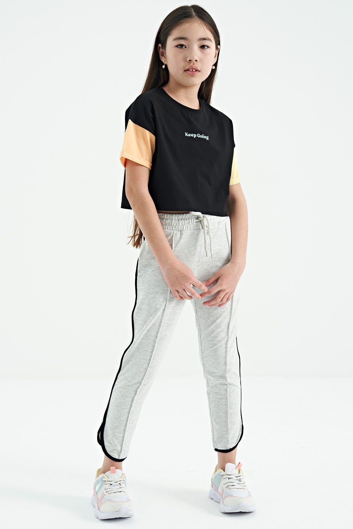 Black Print O Collar Low Shoulder Oversize Girls T-Shirt - 75130