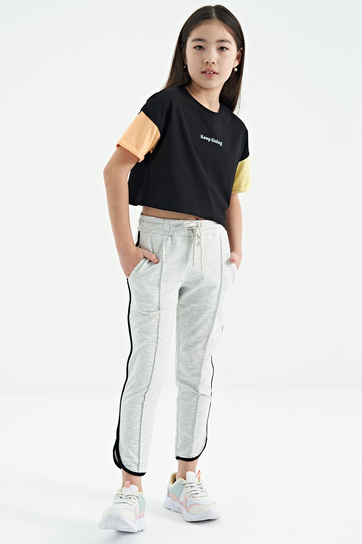 Black Print O Collar Low Shoulder Oversize Girls T-Shirt - 75130