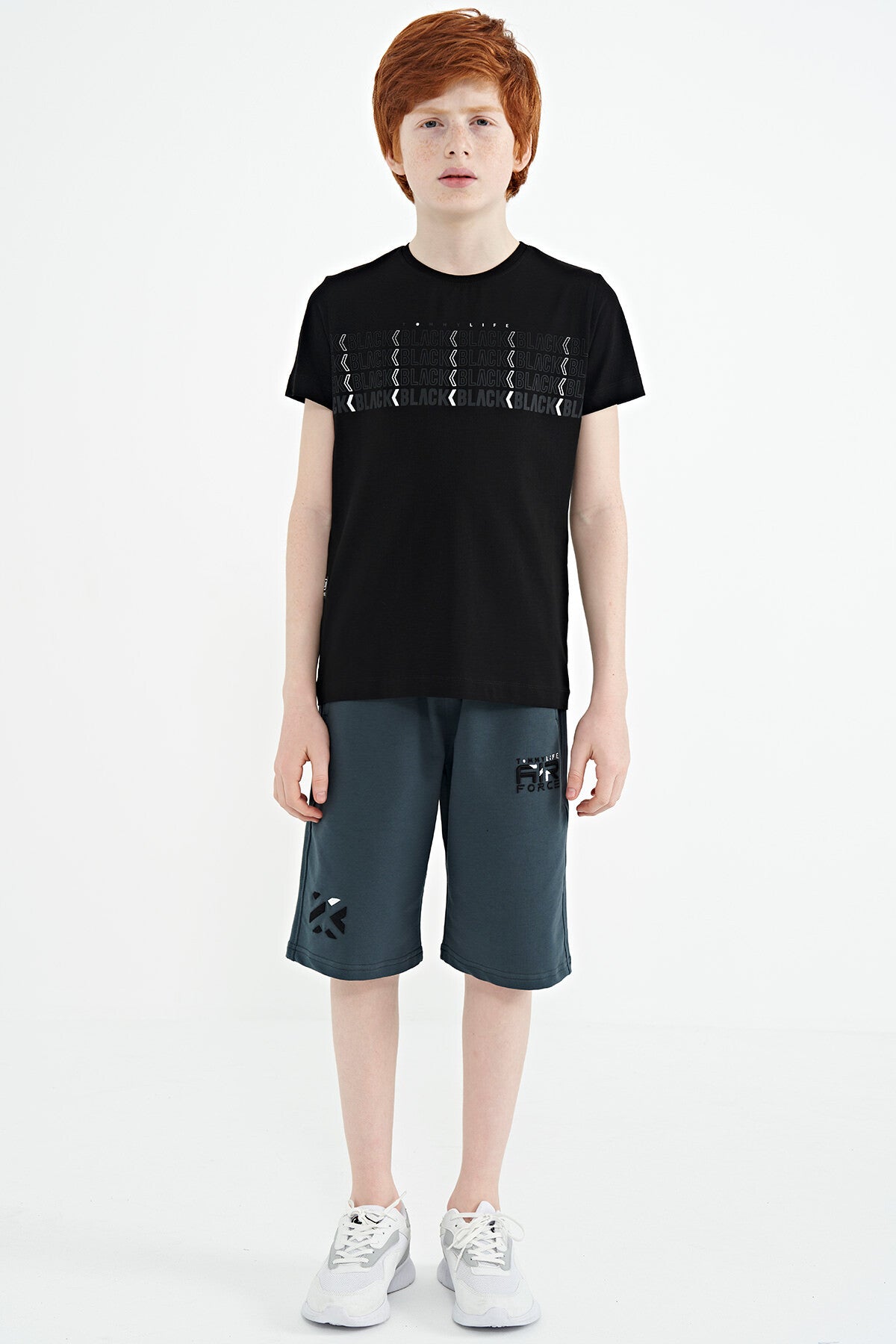 Black Print O Collar Standard Fit Boys' T-Shirt - 11149