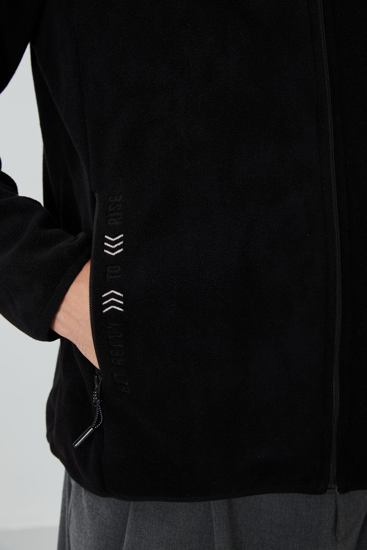 Black Embroidered Straight Collar Zippered Standard Fit Men's Sweatshirt Fleece - 87992
