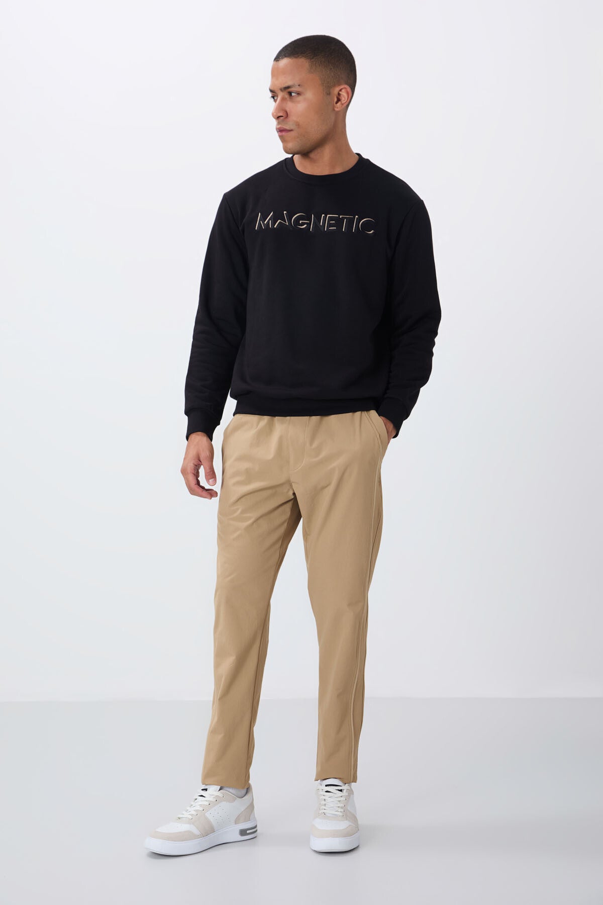 Black Embroidered Comfort Fit Polar Lined Men's Sweatshirt - 88020
