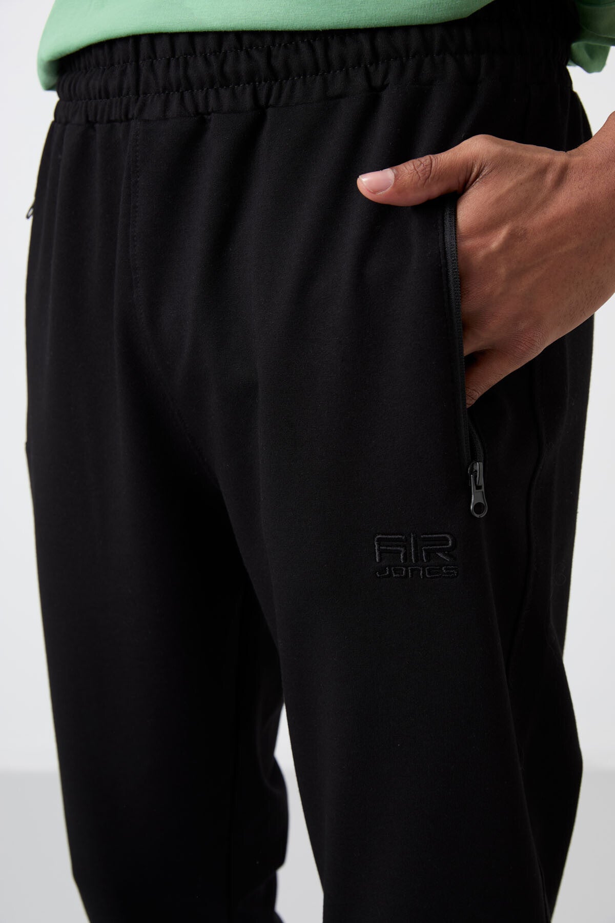 Rory Black Jogger Men's Tracksuit Bottom - 84909